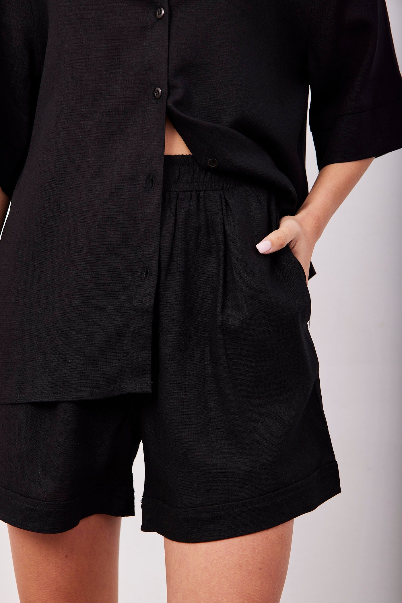 חליפת בשילוב פשתן מכופתרת קצרה - ITAY BRANDS