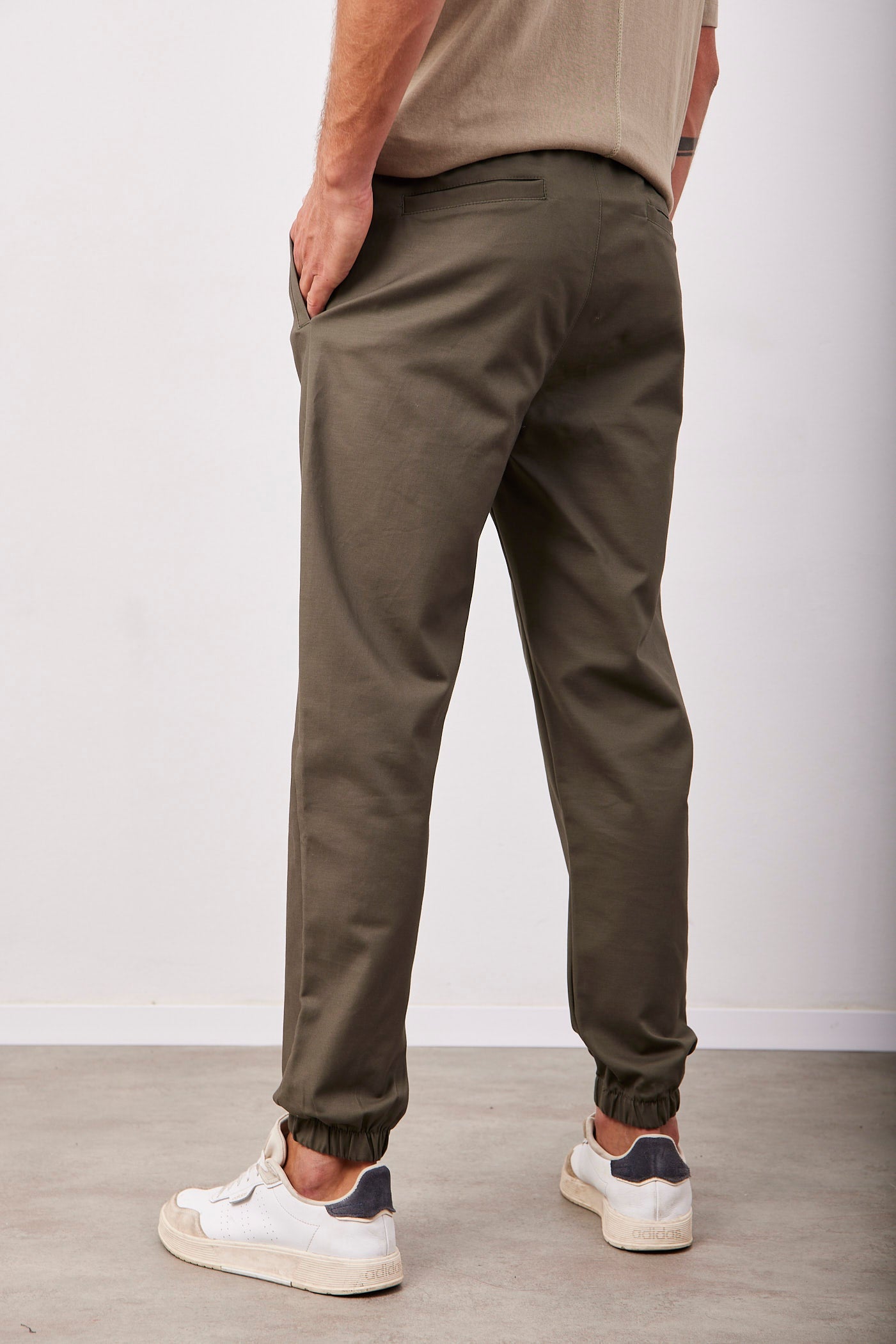 מכנסיים ארוכים עם גומי בסיומת - ITAY BRANDS