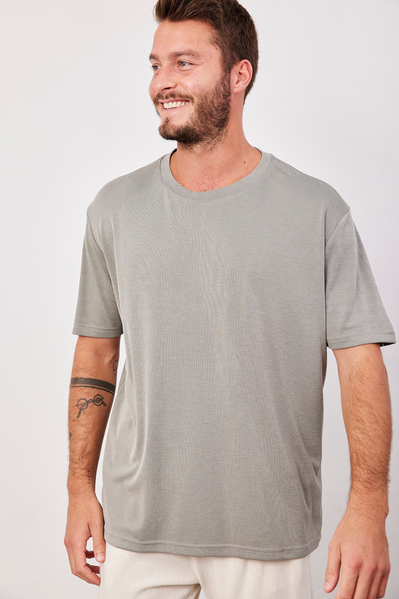 טישרט מבד מודל נשפך - ITAY BRANDS