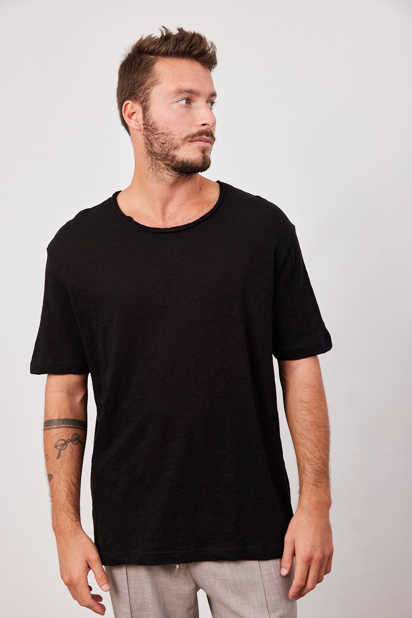 טי-שרט מלאנז׳ צווארון פרום - ITAY BRANDS