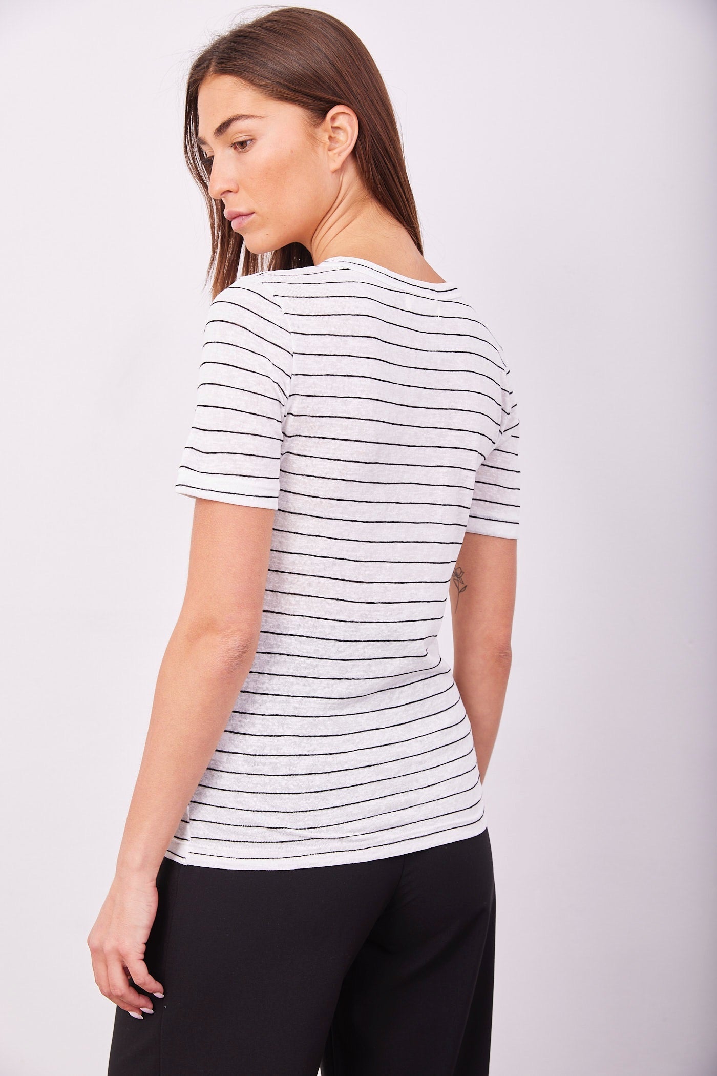 טי-שרט פסים עם כפתורים - ITAY BRANDS