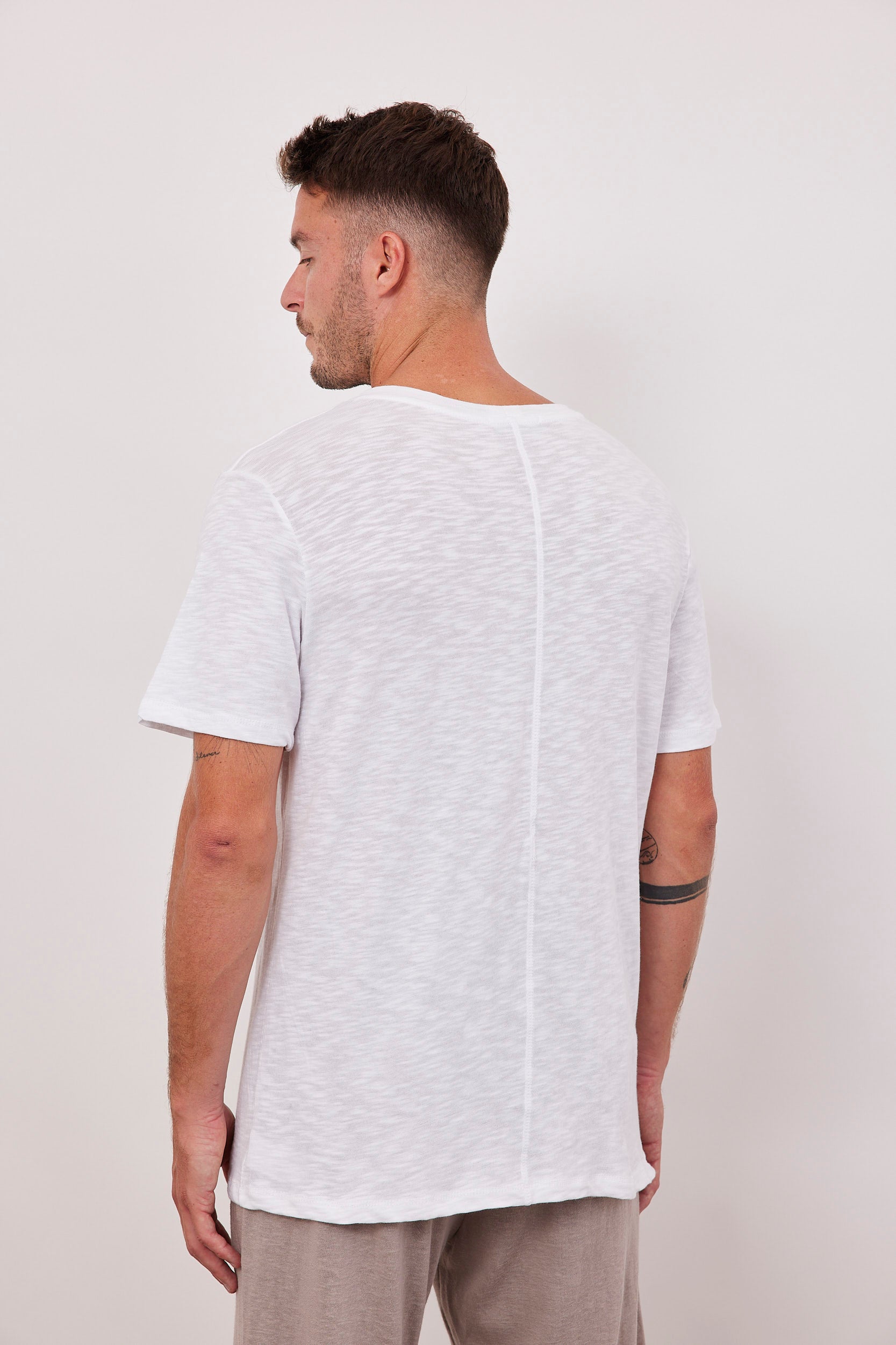 טי-שרט בטקסטורה