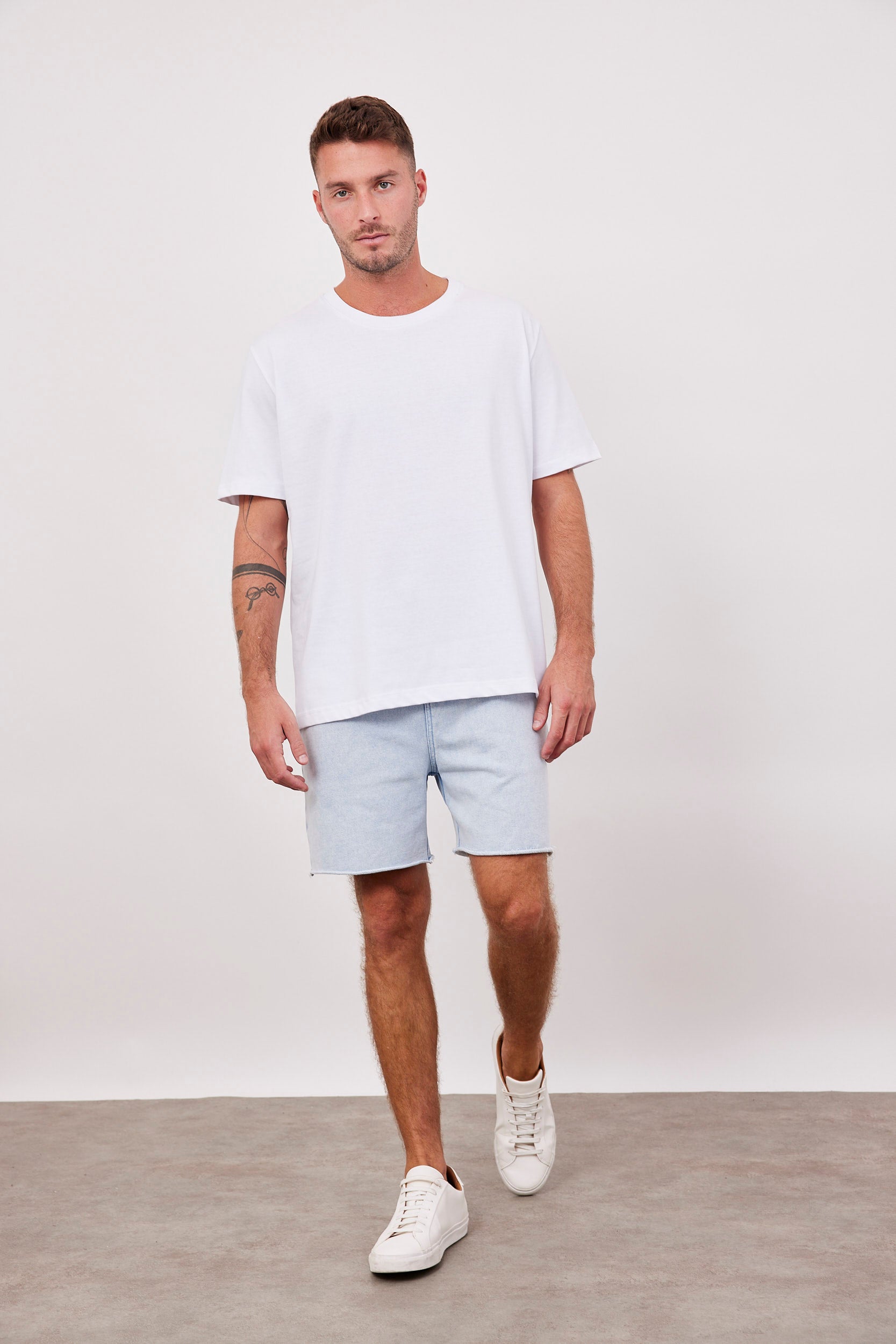 מכנסיים קצרים ווש