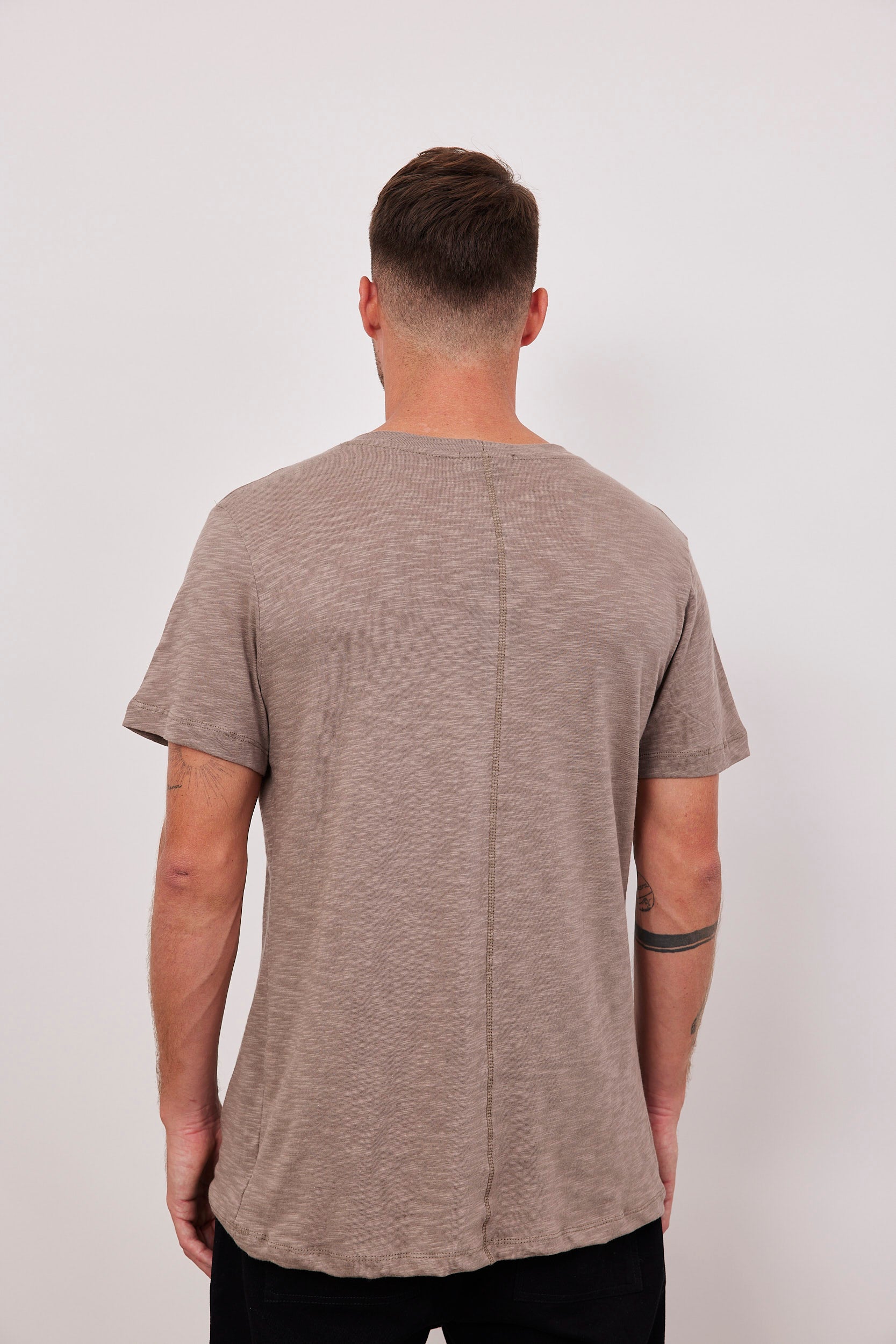 טי-שרט בטקסטורה