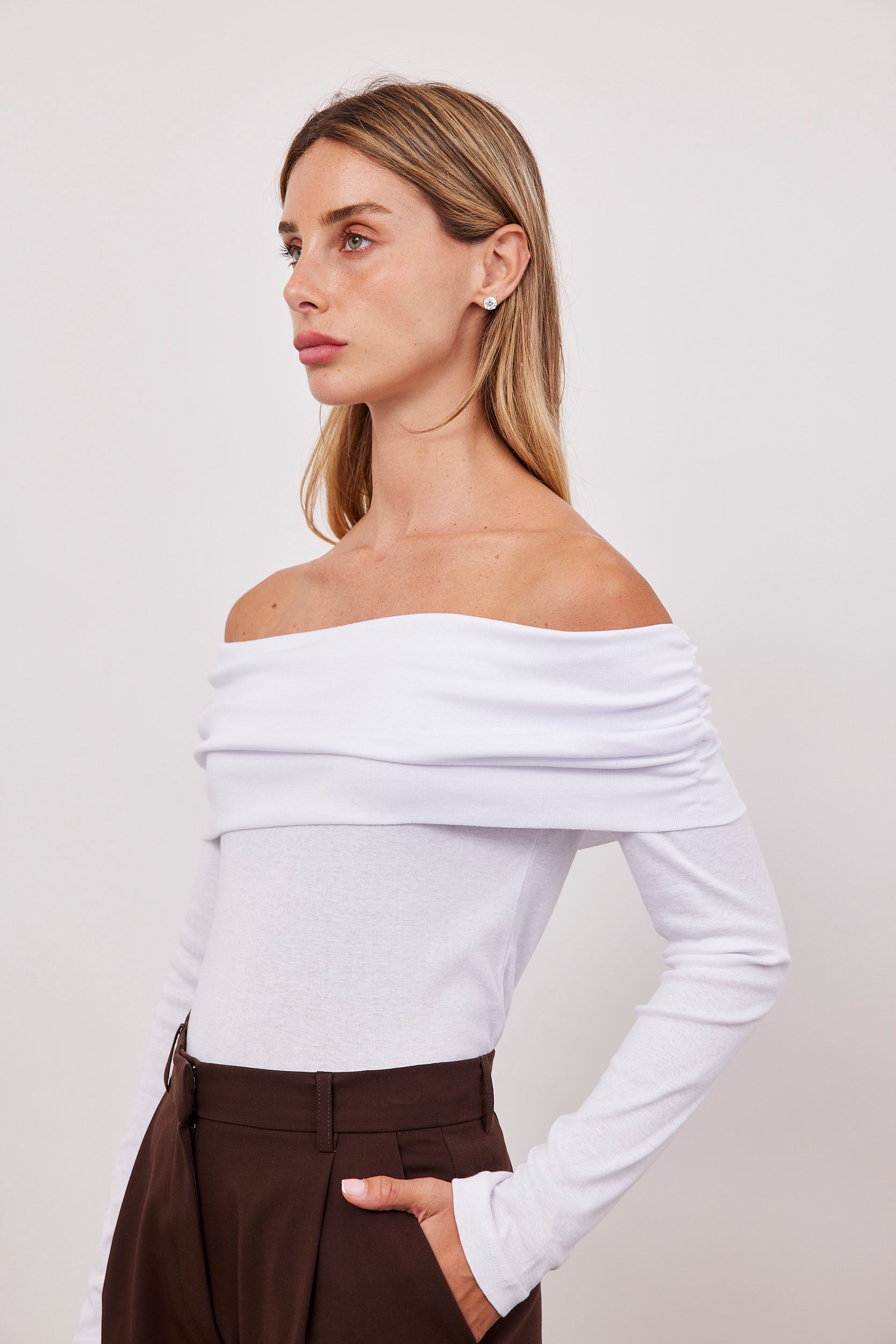 חולצת אוף שולדרס ארוכה