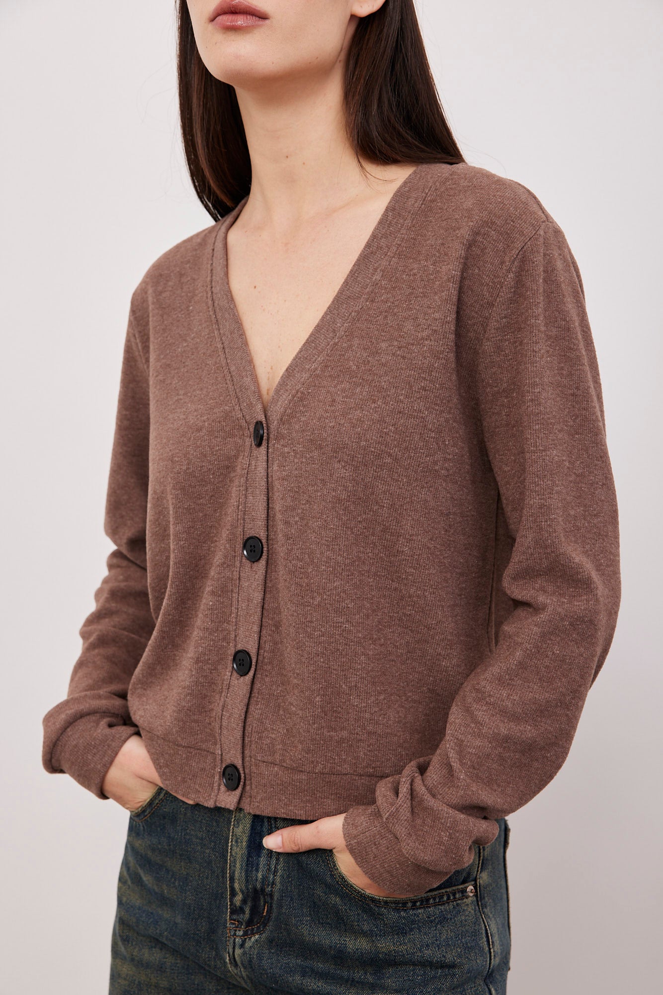 קרדיגן בסגירת כפתורים - ITAY BRANDS