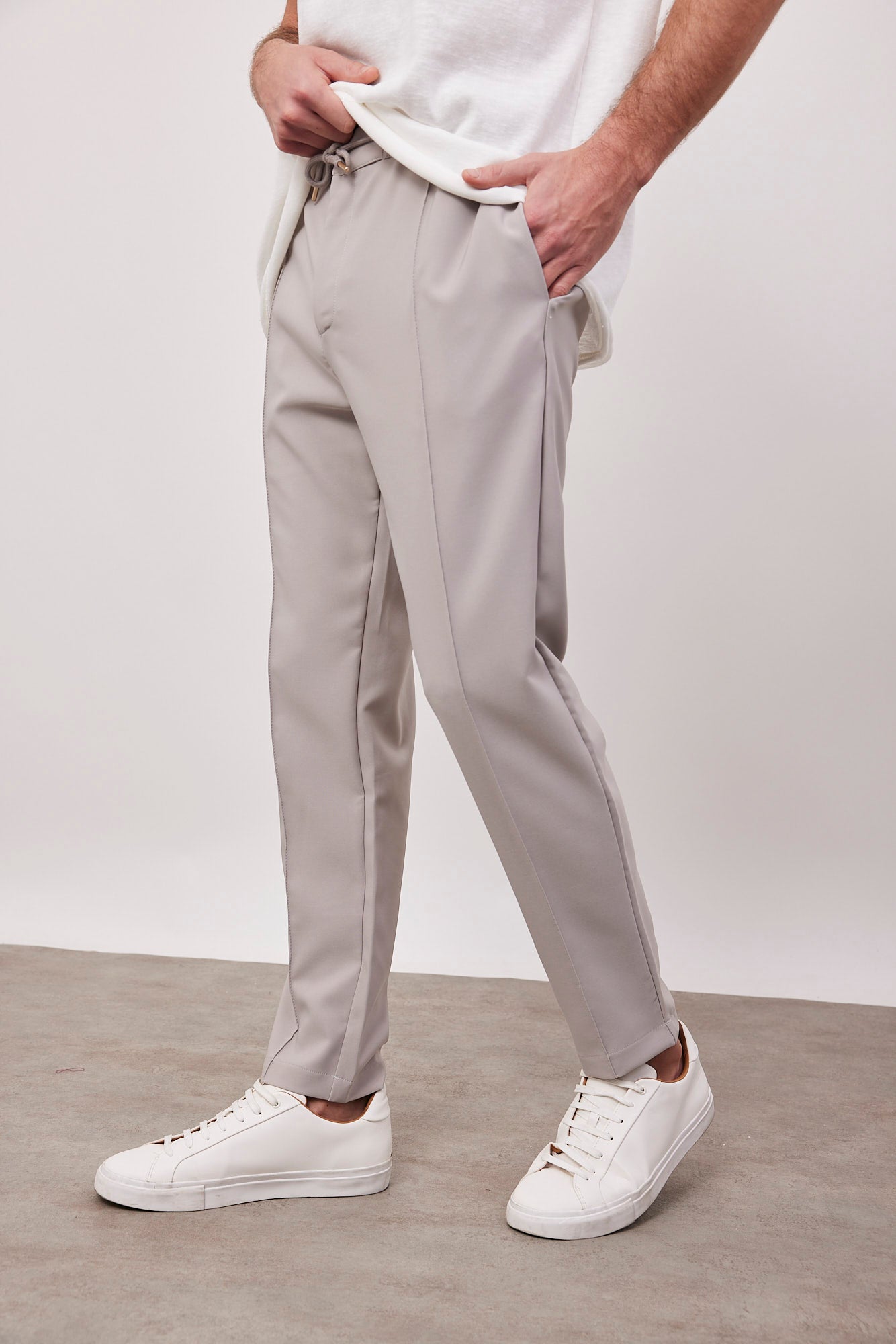 מכנסיים מחויטים עם קשירה - ITAY BRANDS