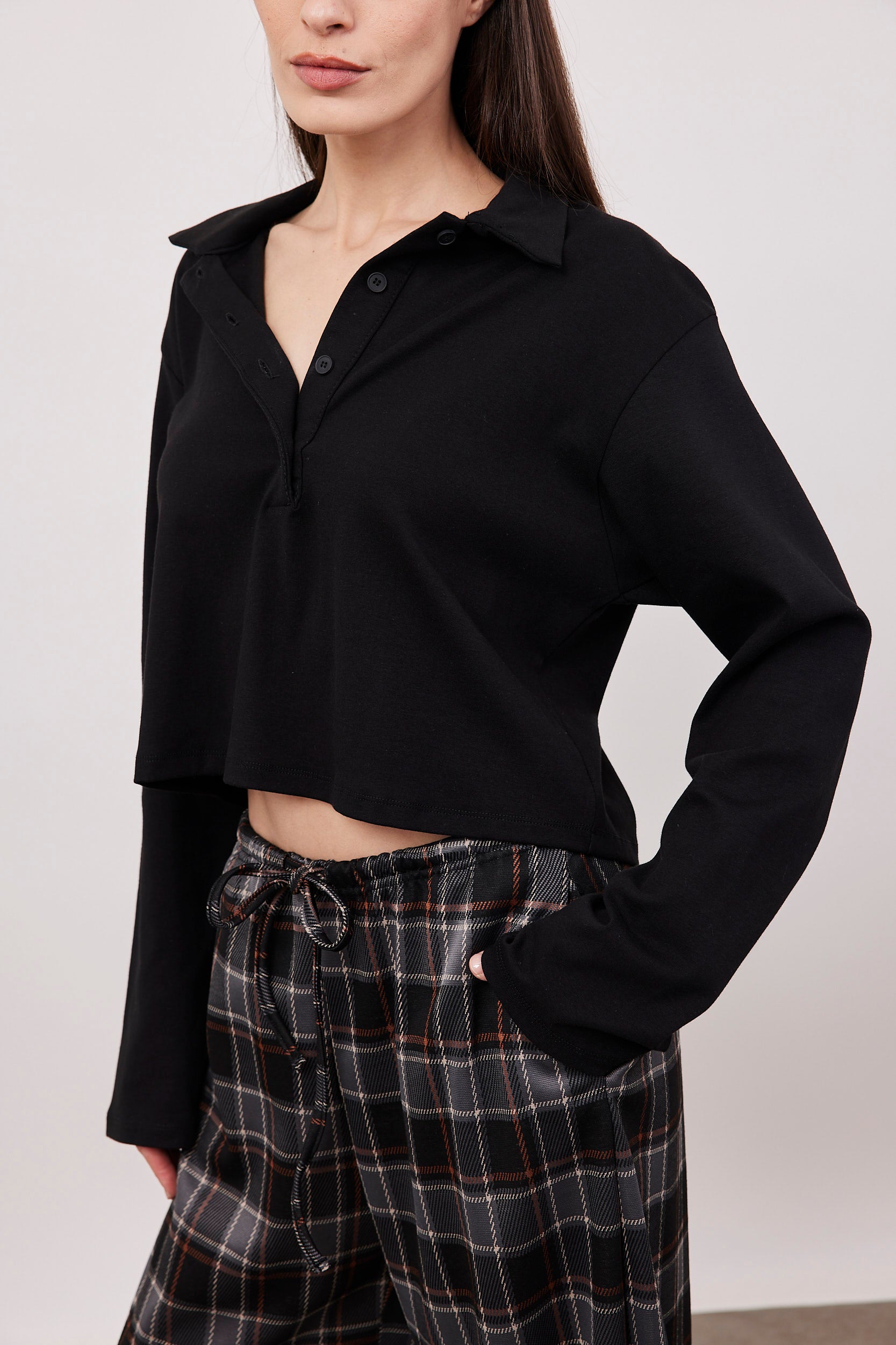 חולצת צווארון פולו קרופ