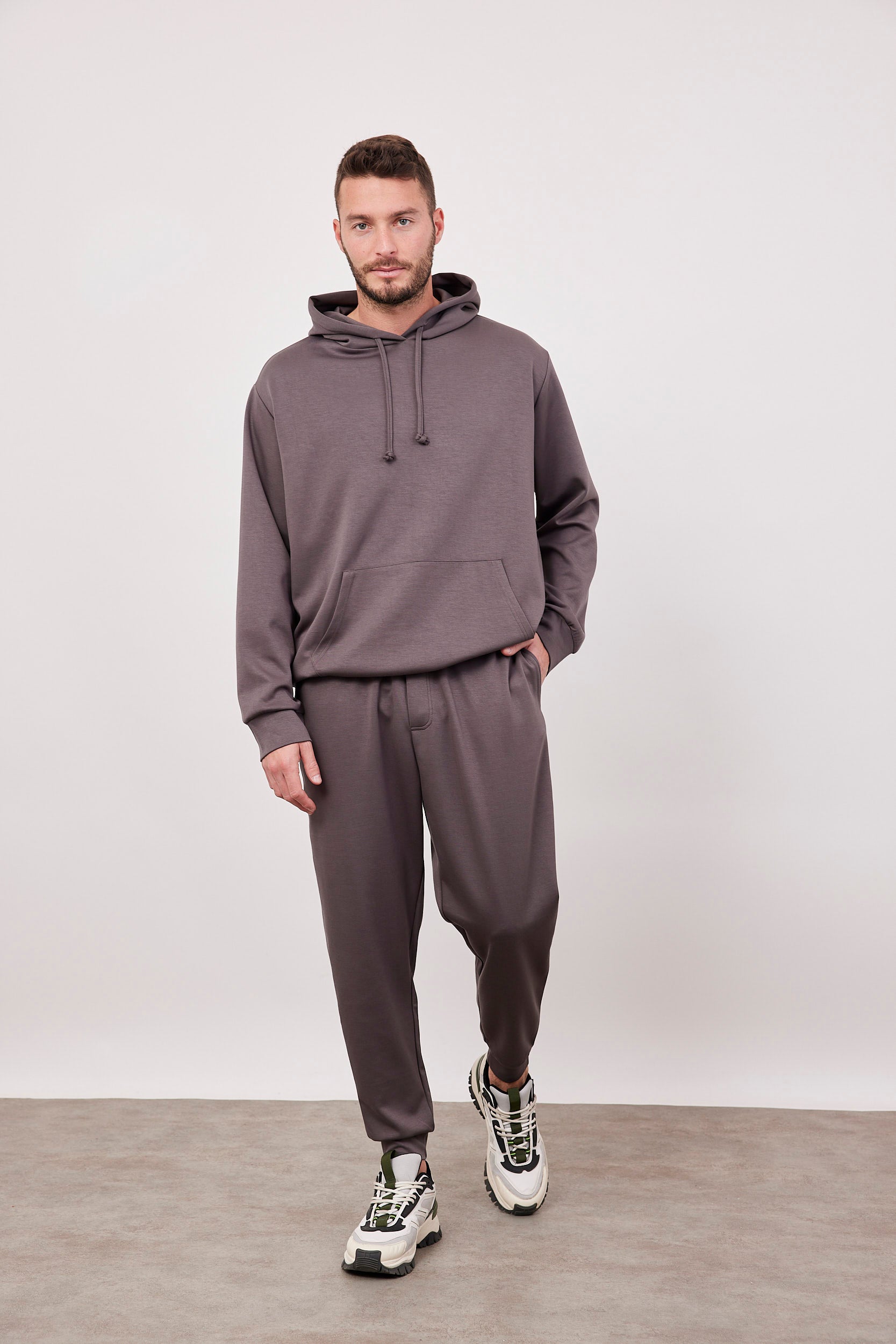 מכנסיים ארוכים עם סיומת מנגט