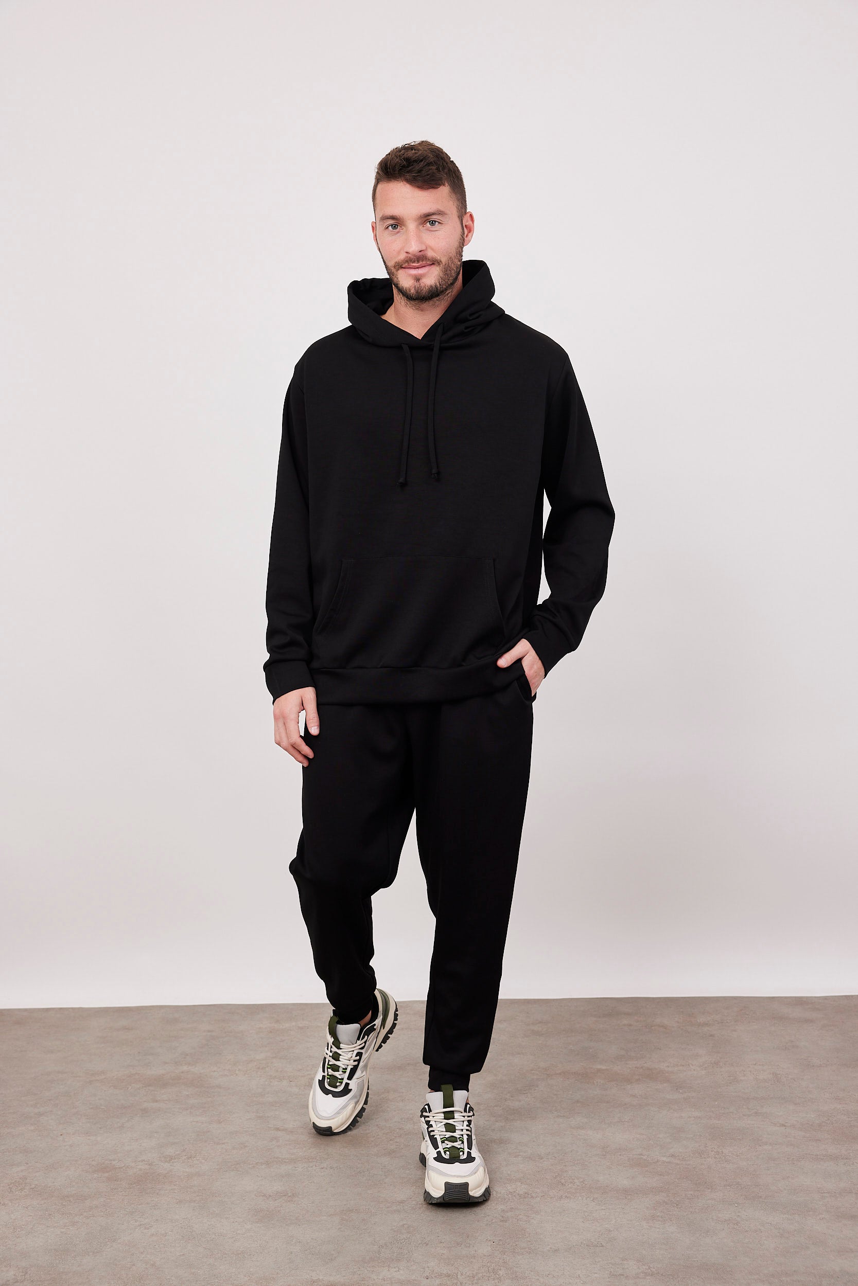 מכנסיים ארוכים עם סיומת מנגט