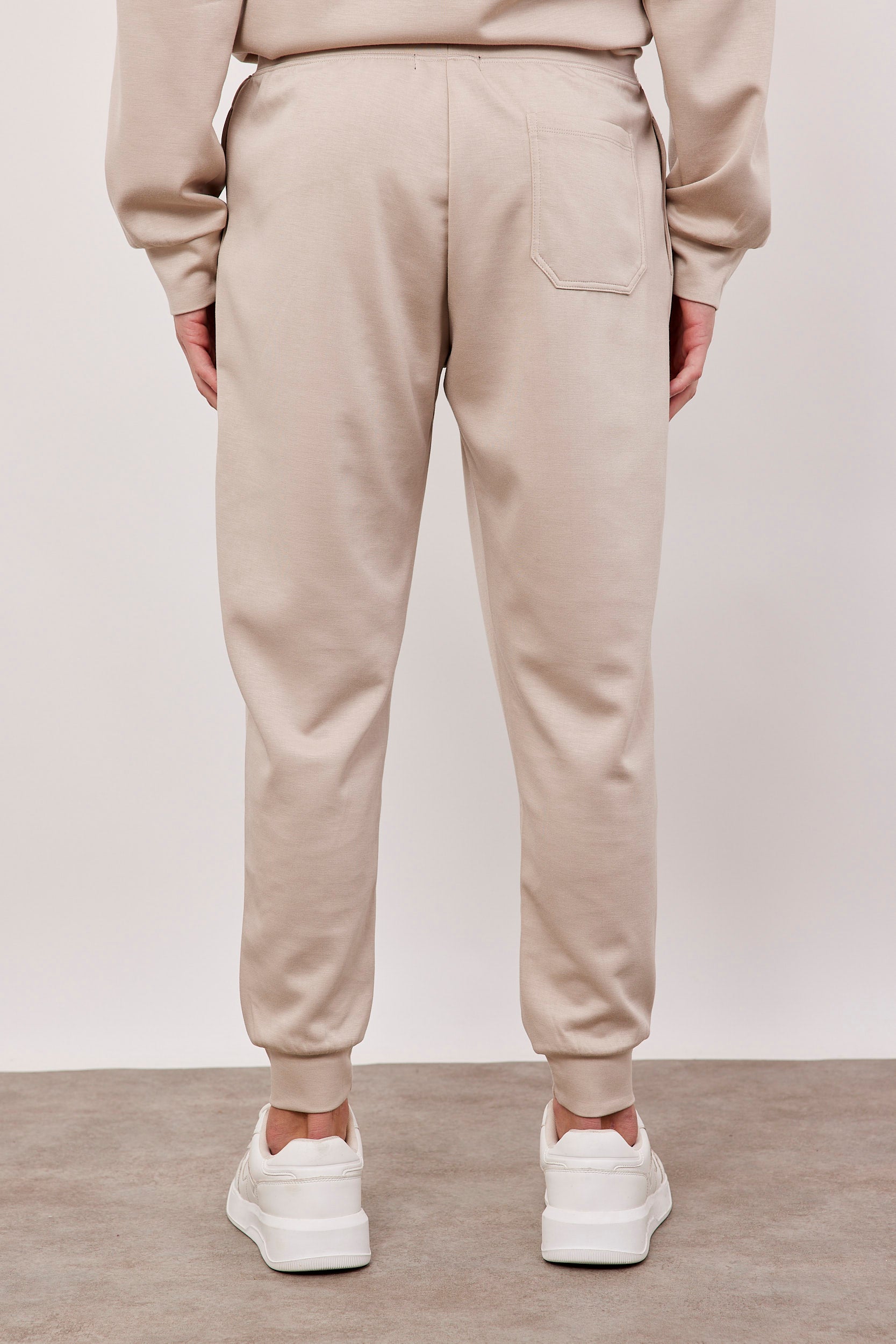 מכנסיים ארוכים עם סיומת מנגט