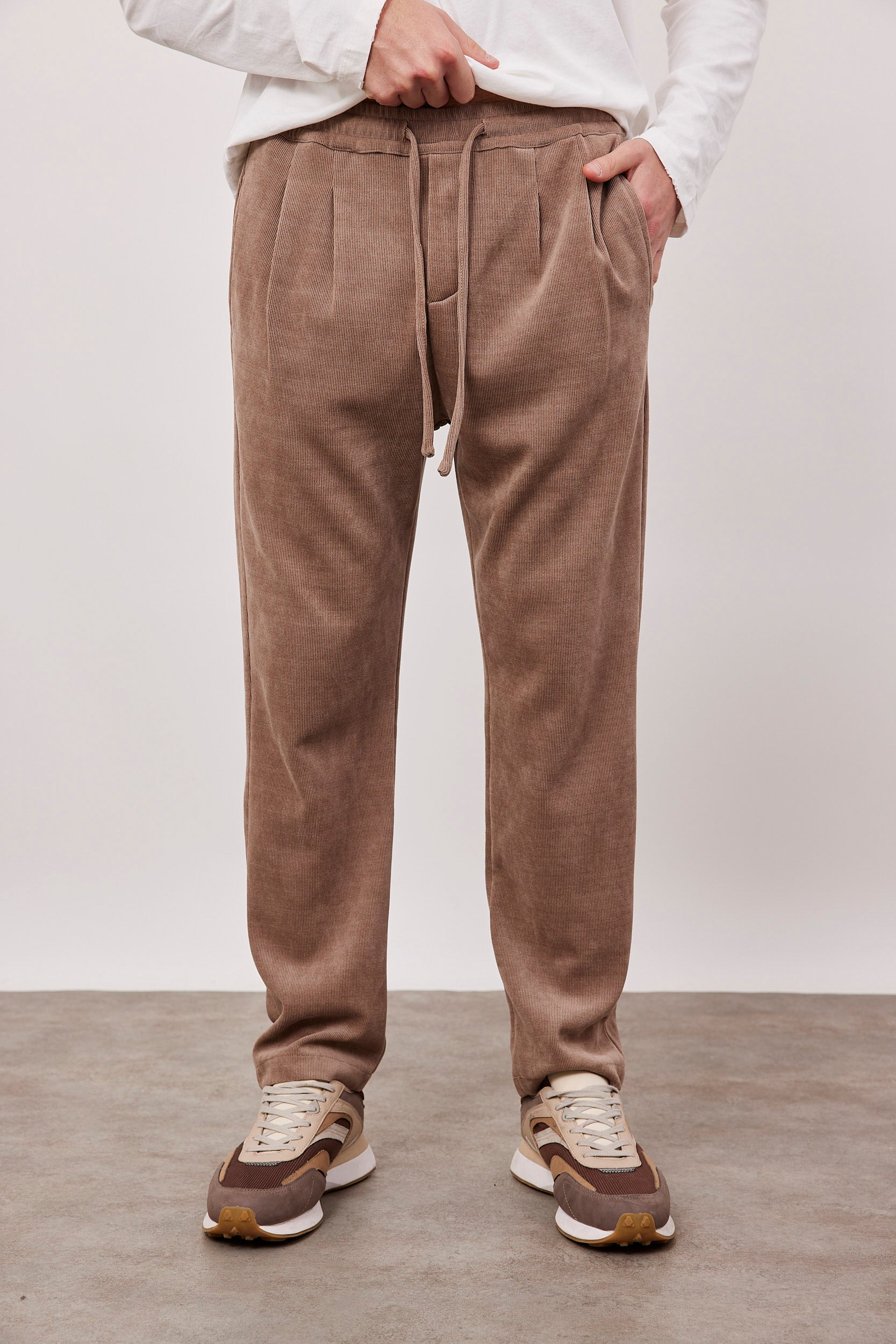 מכנסי קורדרוי ארוכים עם גומי