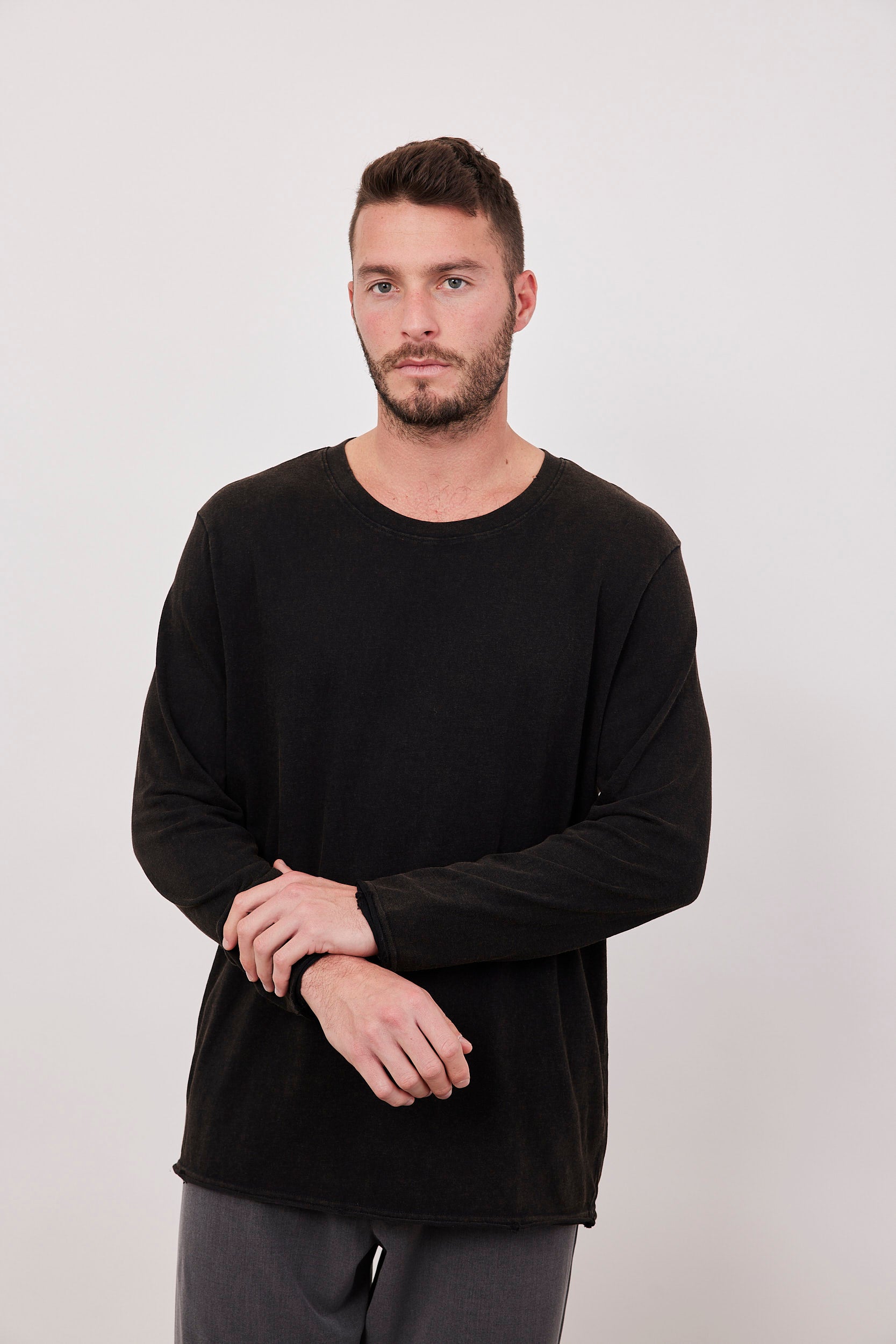 חולצה ארוכה סיומת ווש