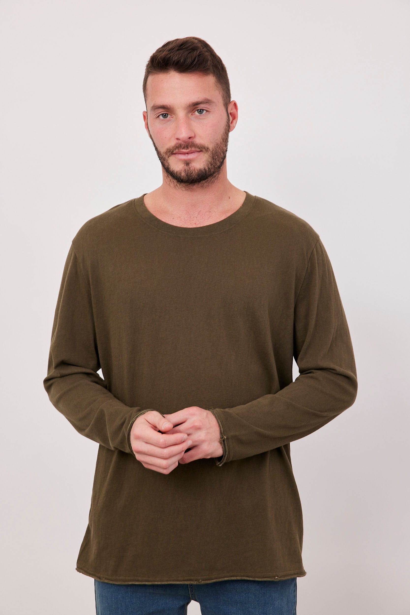 חולצה ארוכה סיומת ווש