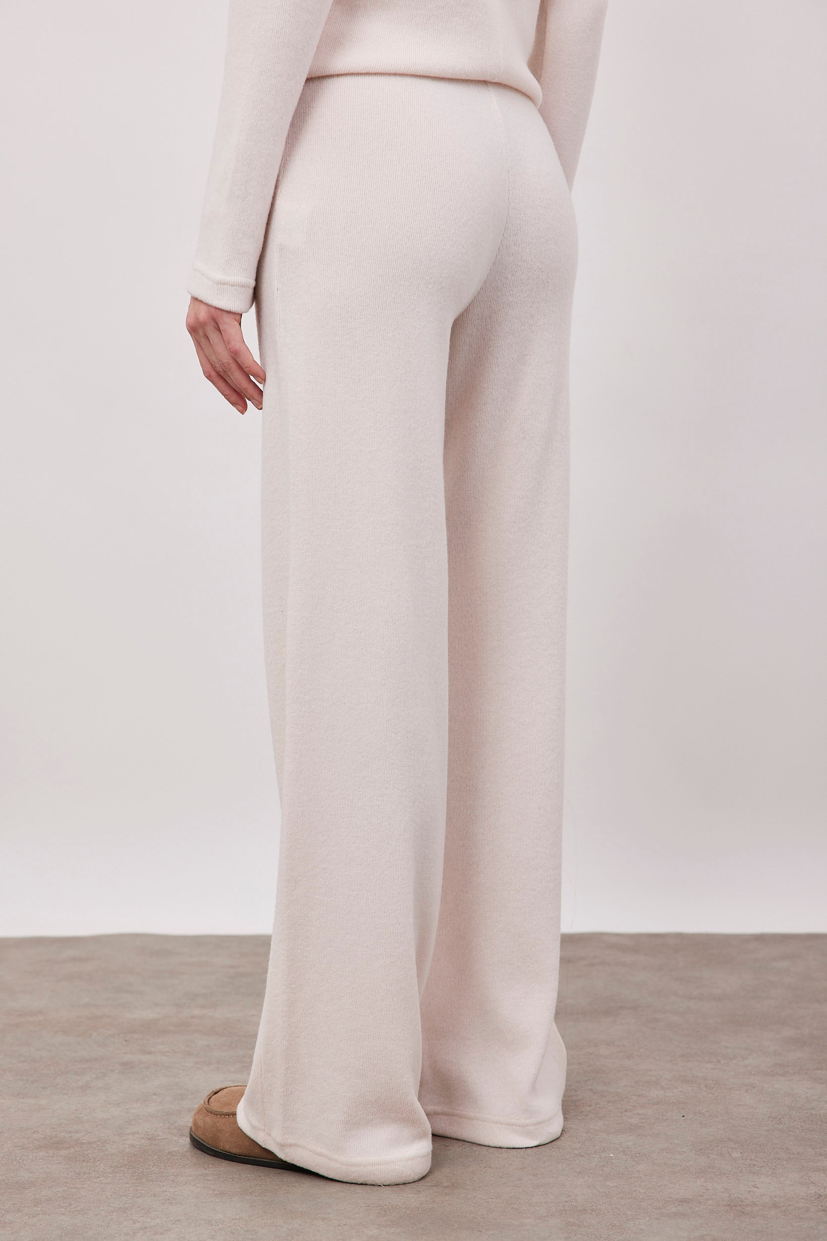 מכנסי סריג ארוכים