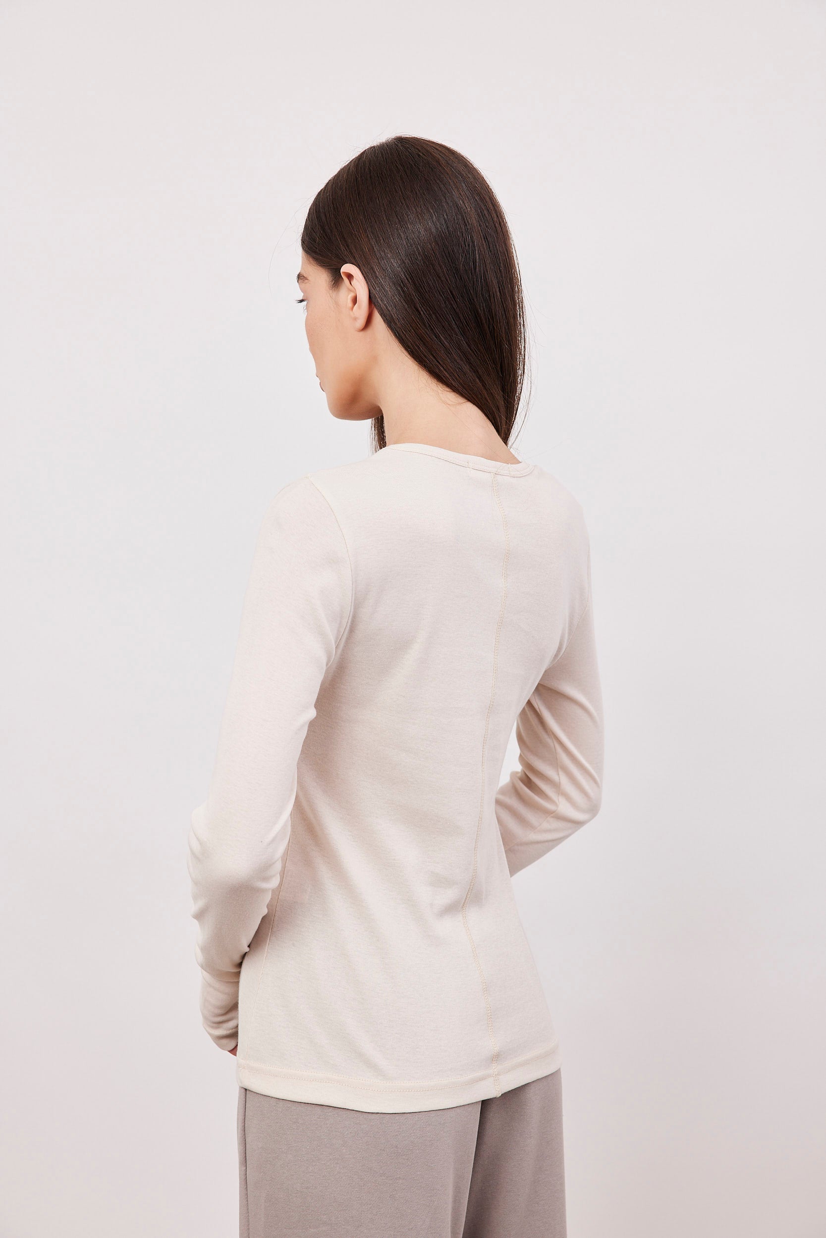 חולצה ארוכה עם שרוול כפפה