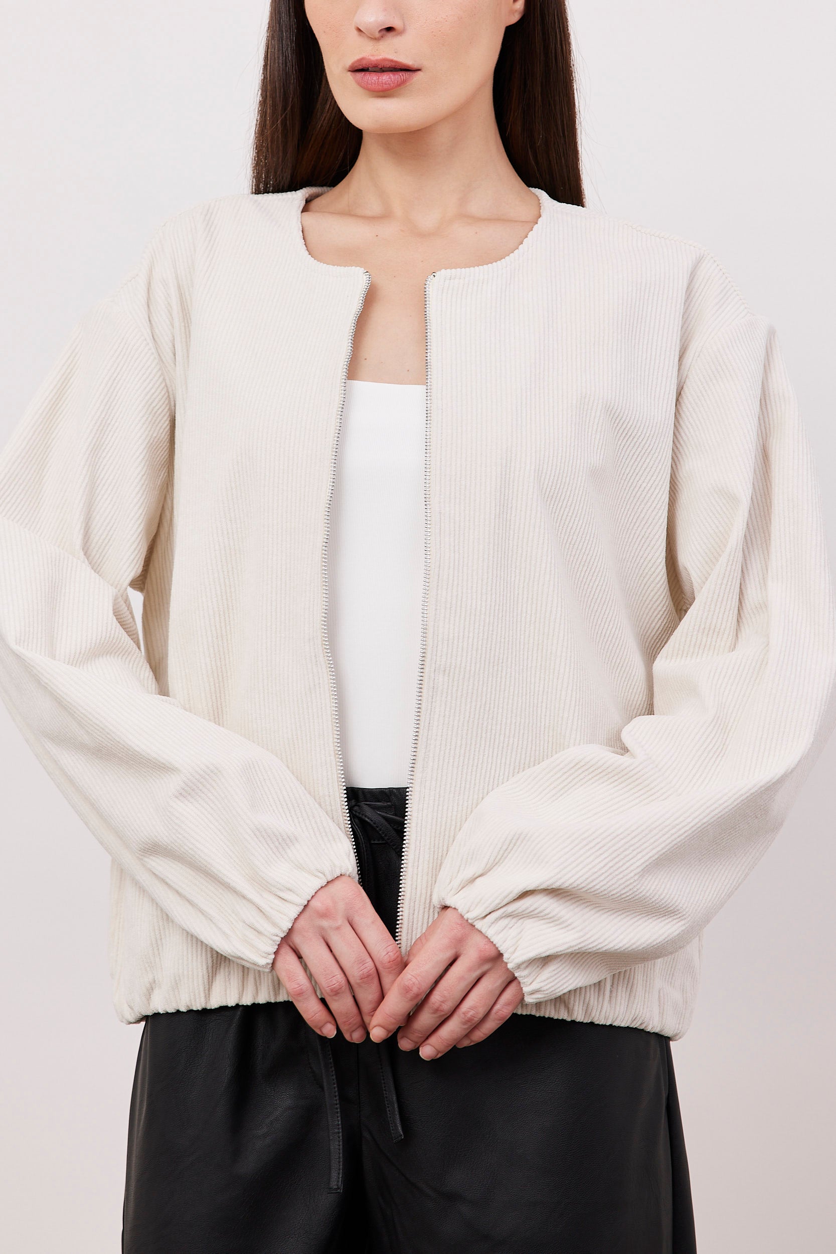 גקט קורדרוי עם רוכסן