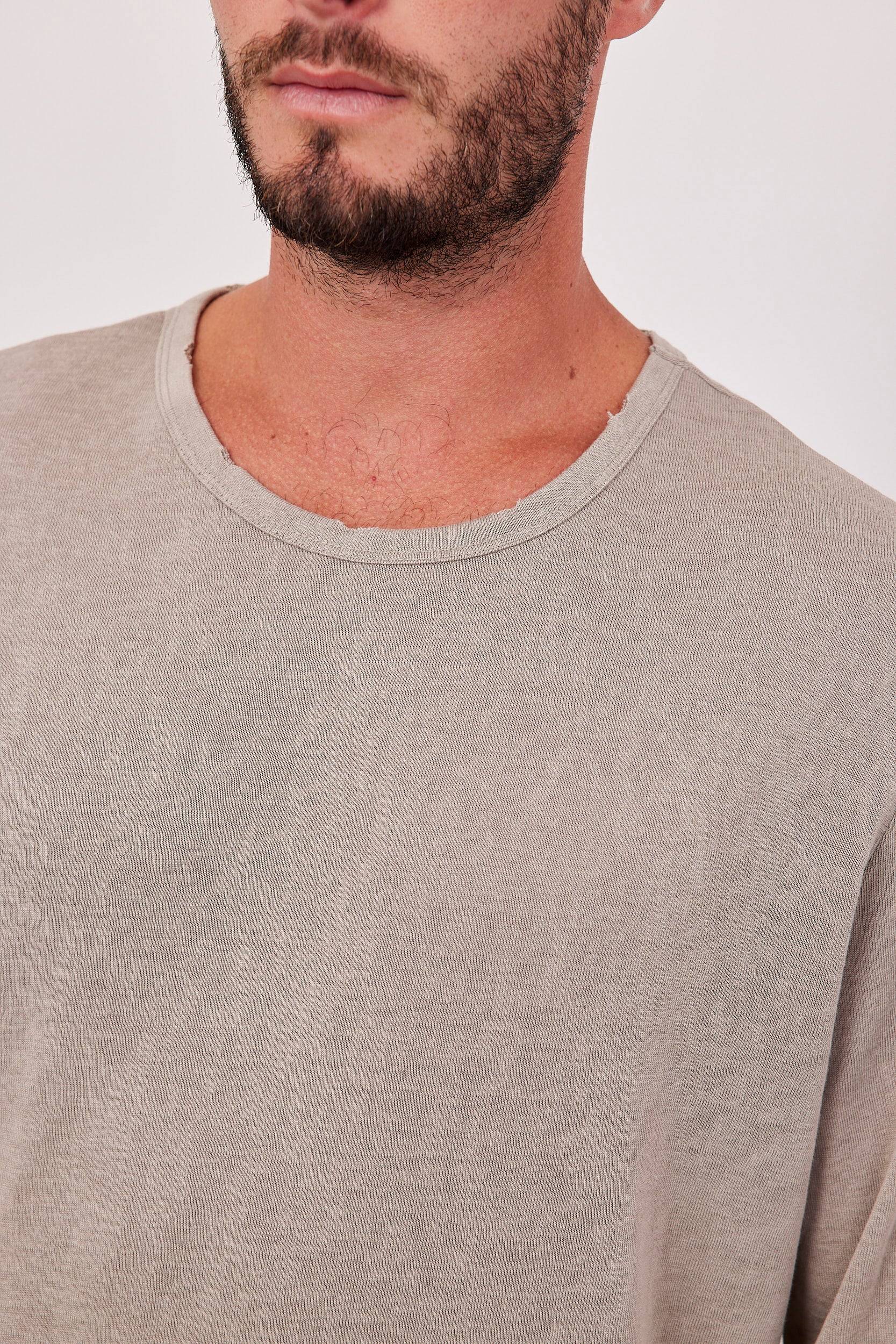 חולצת בייסיק בטקסטורה