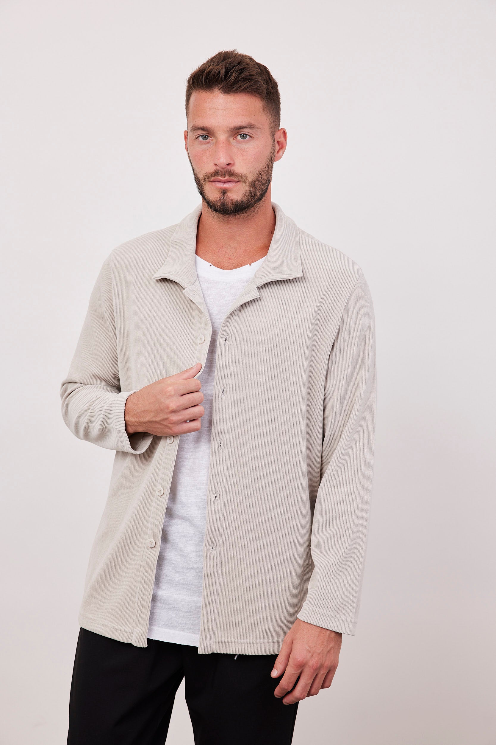 חולצת קורדרוי ארוכה מכופתרת