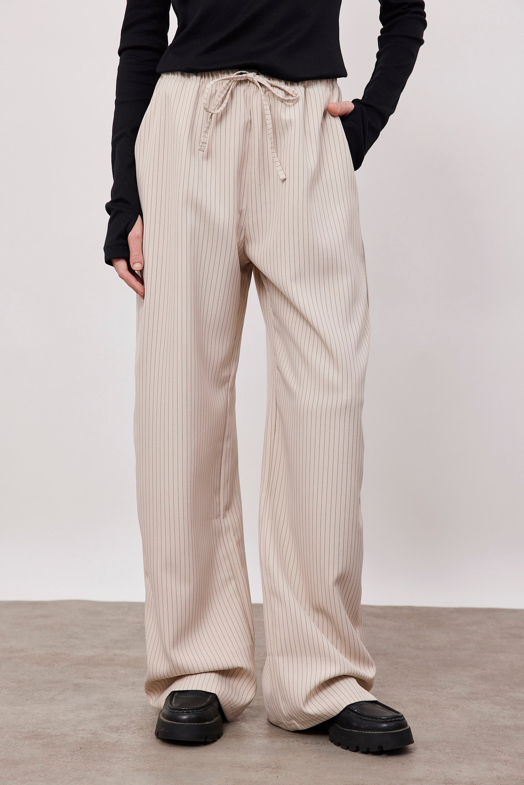 מכנסי פסים עם קשירה