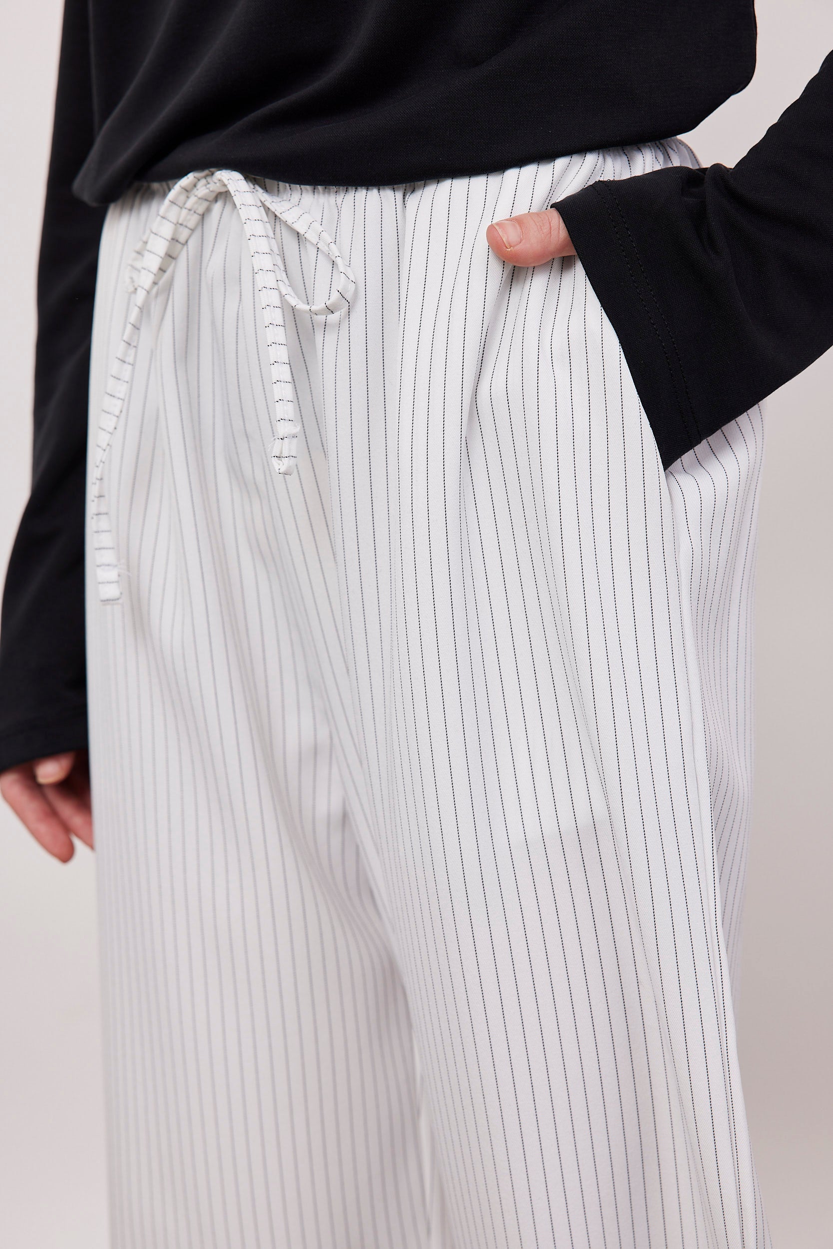 מכנסי פסים עם קשירה