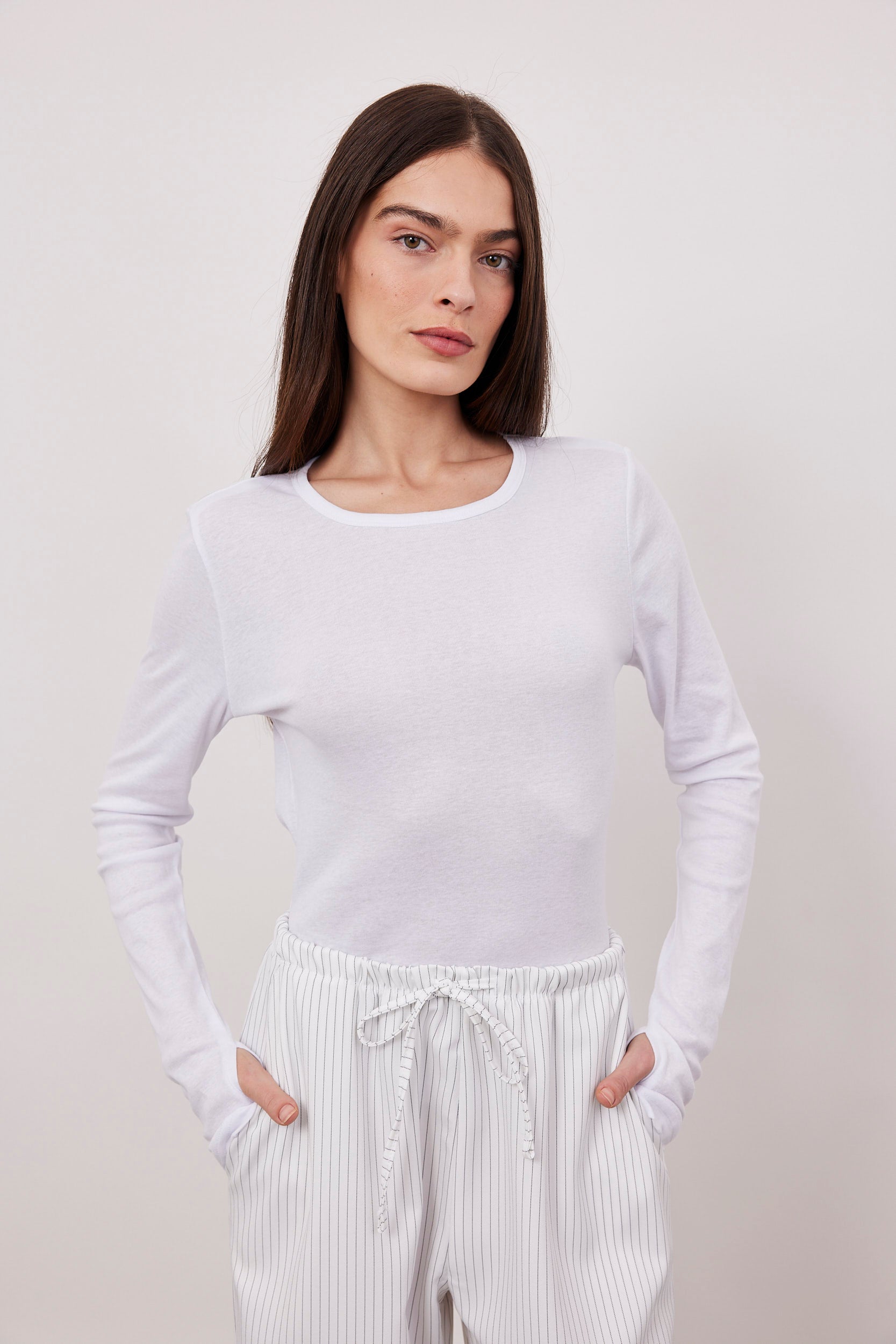 חולצה ארוכה עם שרוול כפפה