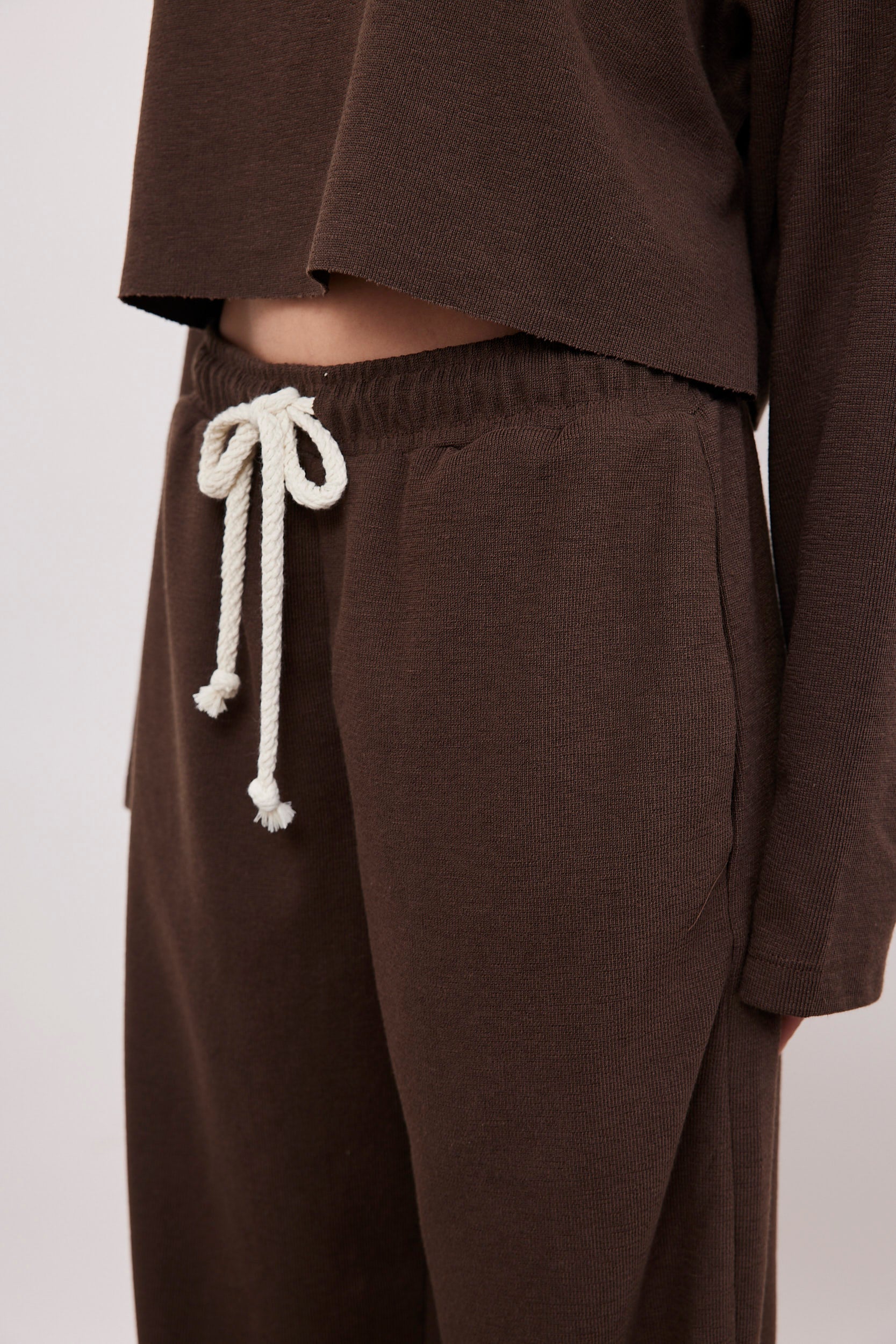 מכנסי סריג ארוכים עם שרוך