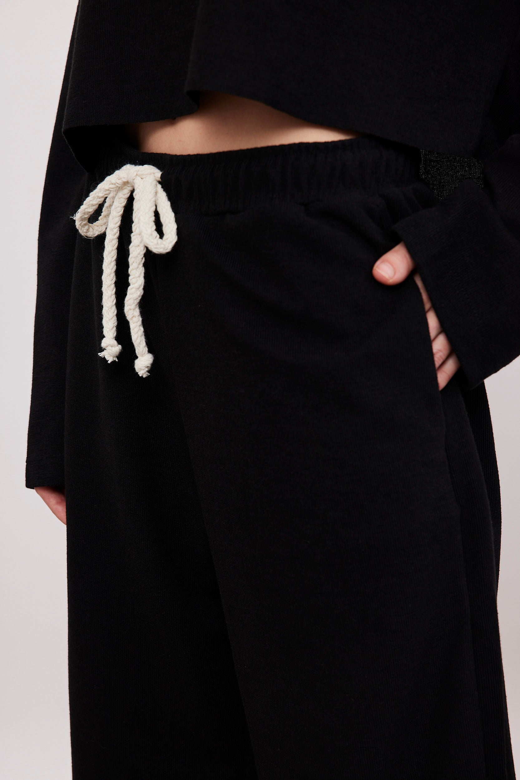 מכנסי סריג ארוכים עם שרוך