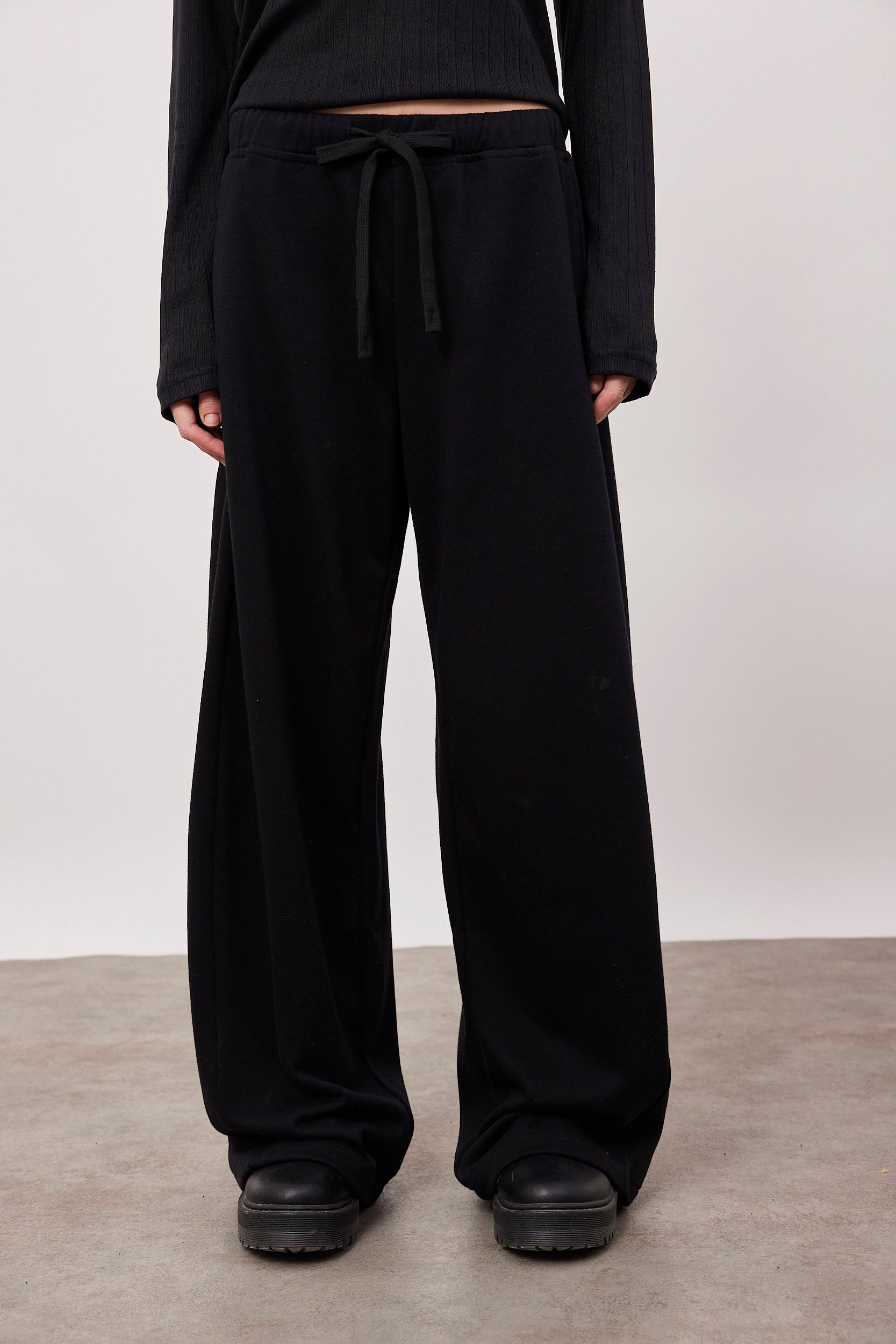 מכנסי טרנינג אוברסייז