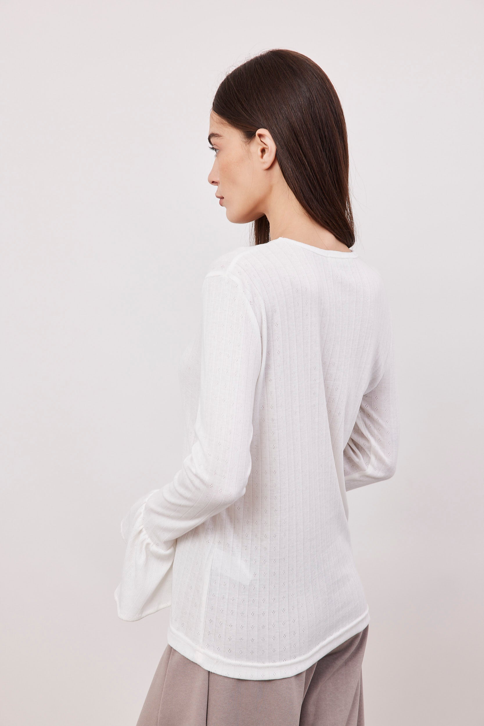 חולצת פונטייל שרוולי פעמון