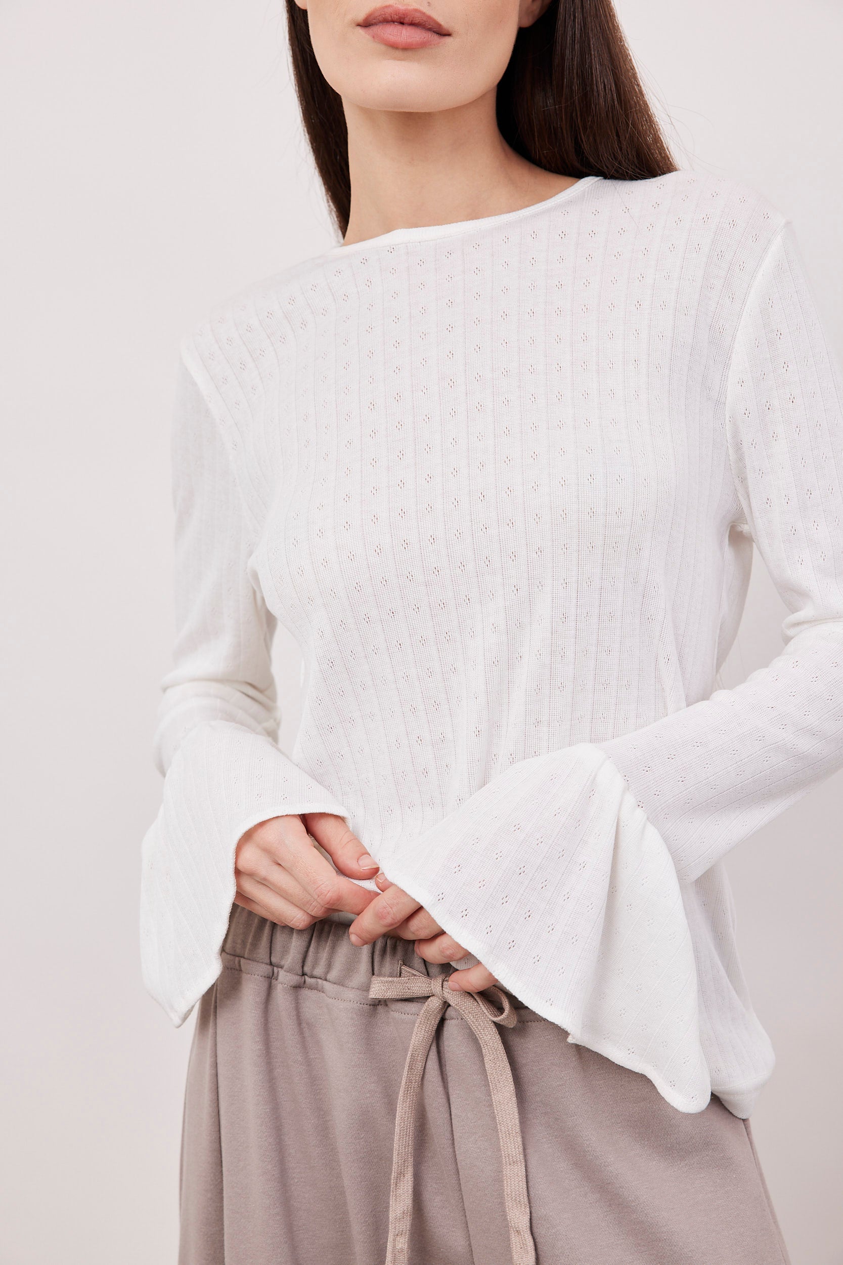 חולצת פונטייל שרוולי פעמון