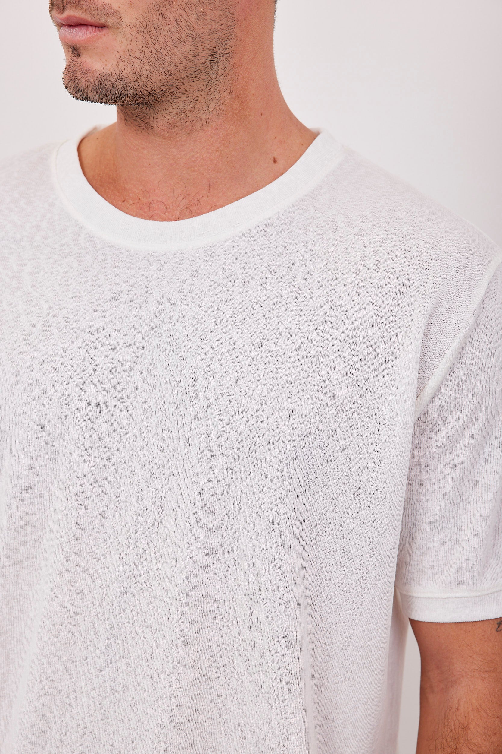 חולצת סלאב קצרה