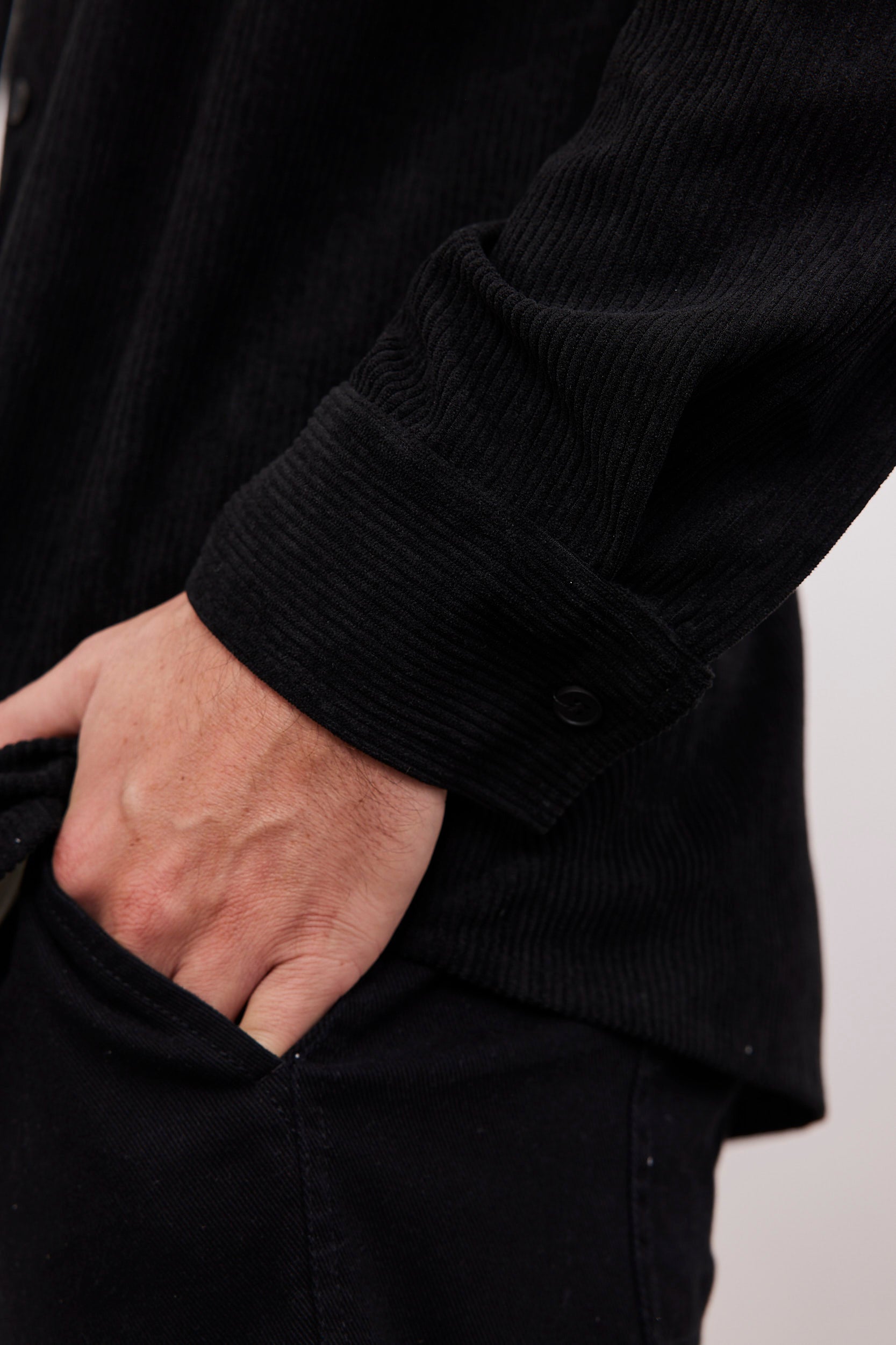 חולצת קורדרוי בשילוב כפתורים