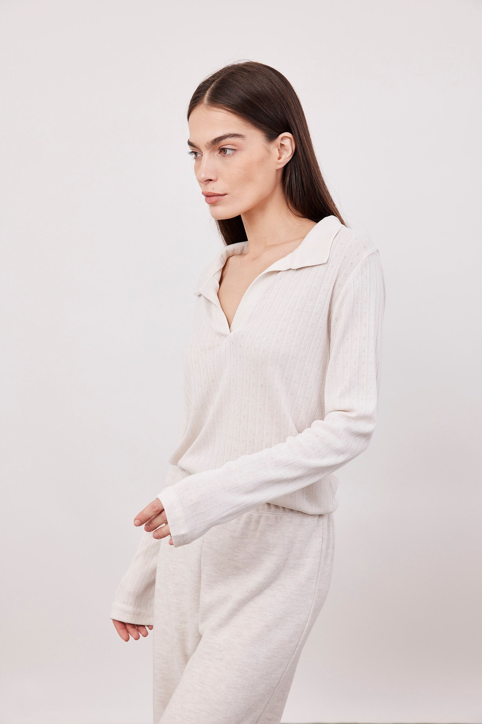 חולצת פונטייל עם צווארון