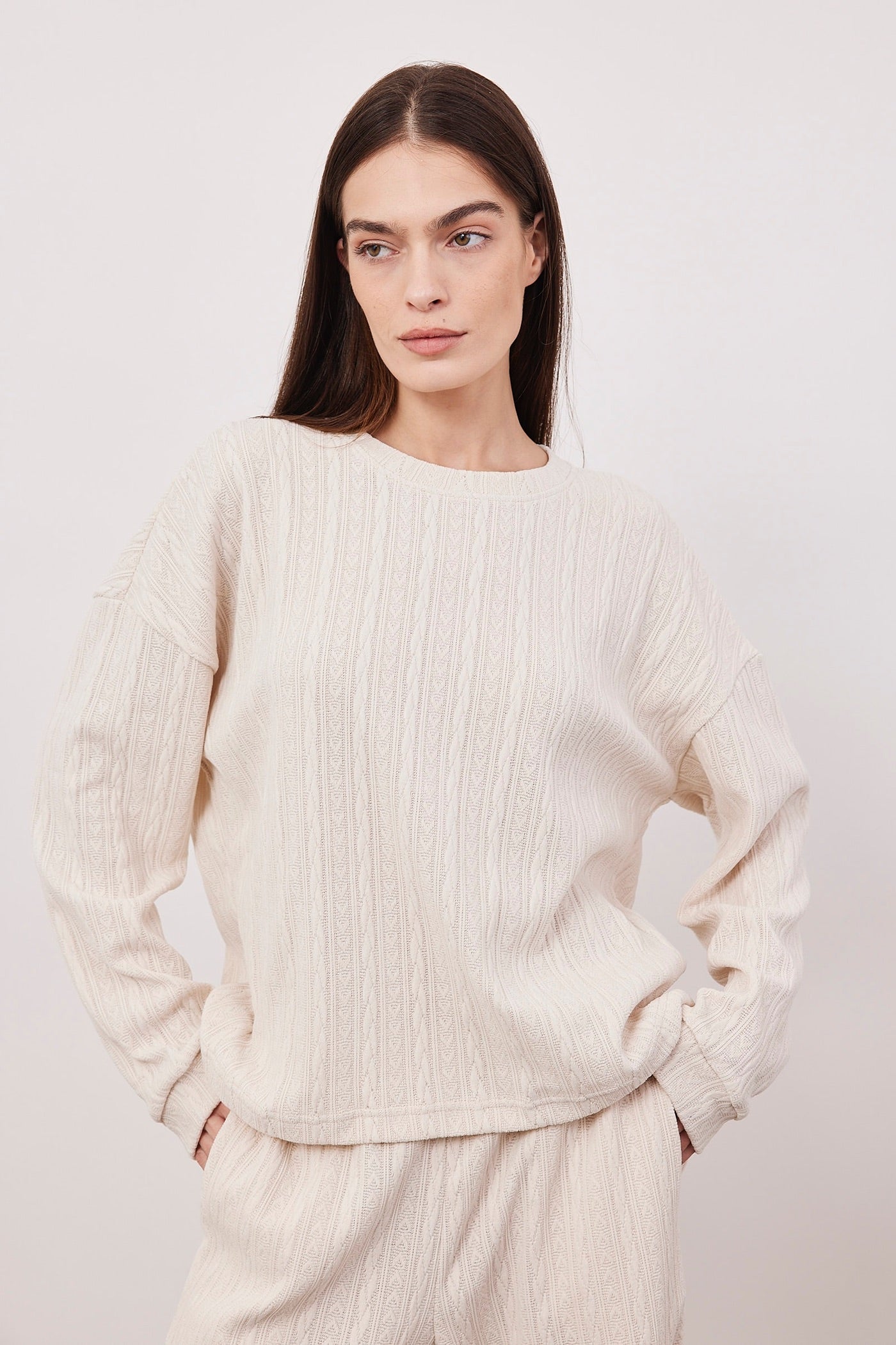 סריג אוברסייז בטקסטורה