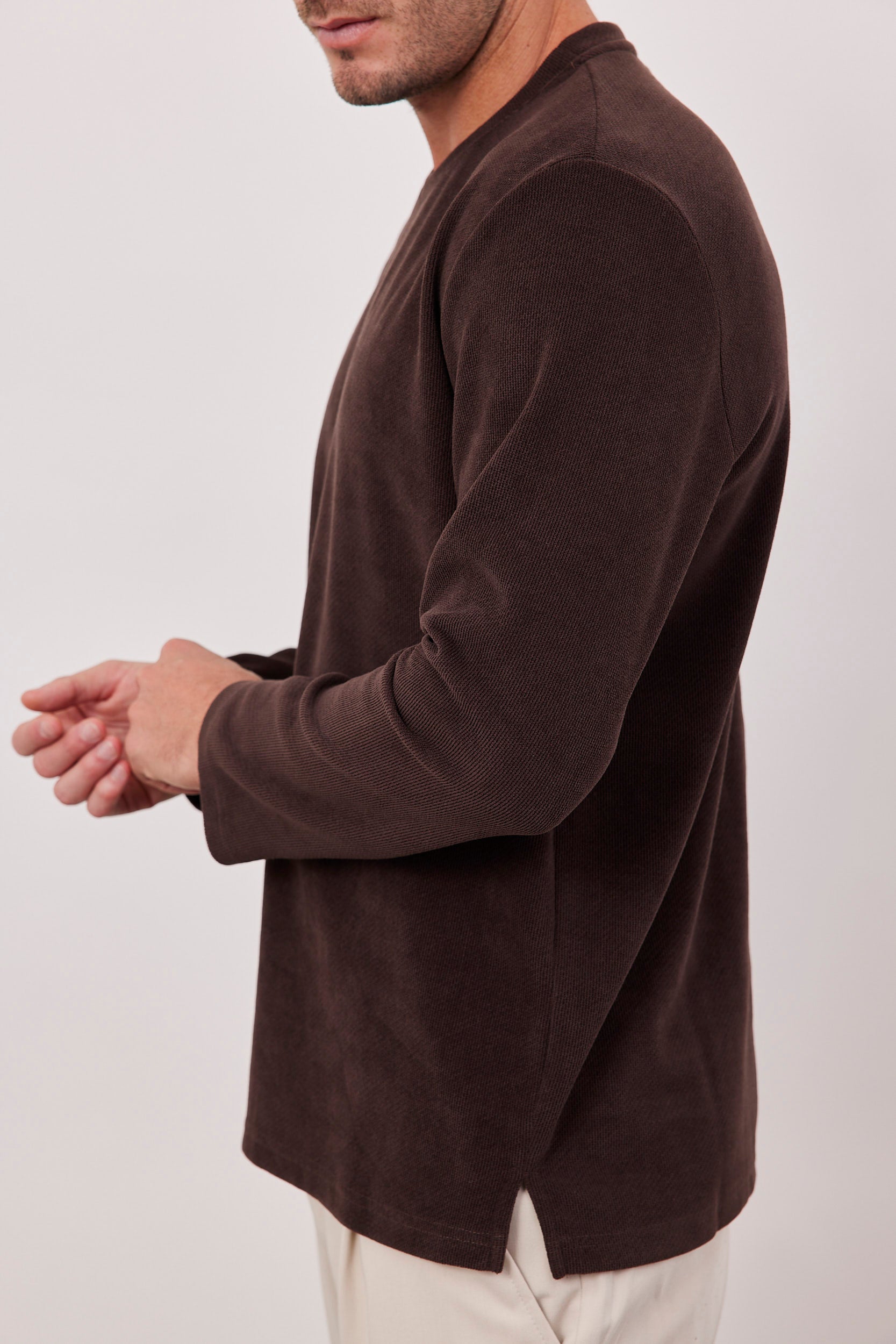 סריג ארוך מפתח עגול