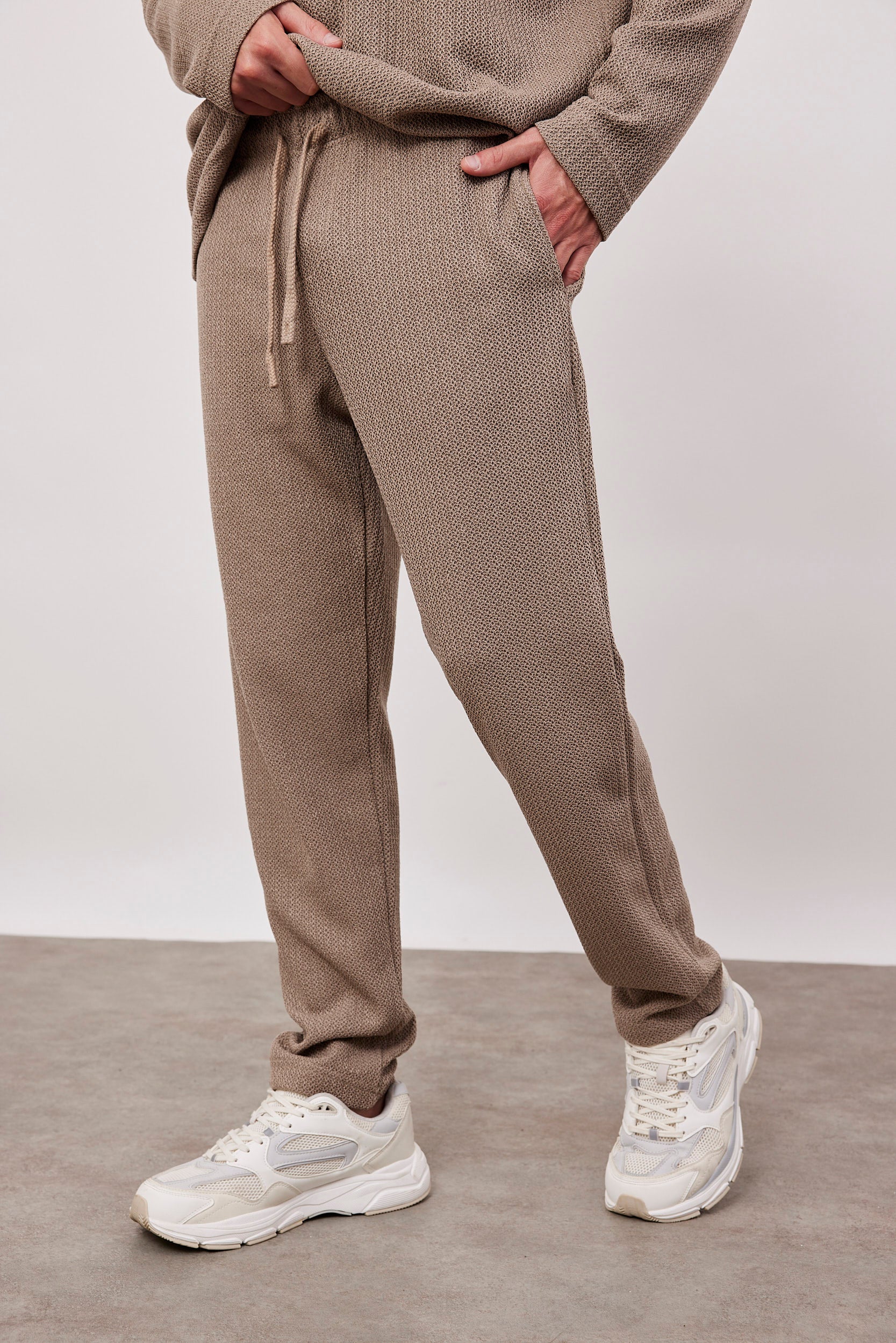 מכנסיים ארוכים מבד סריג