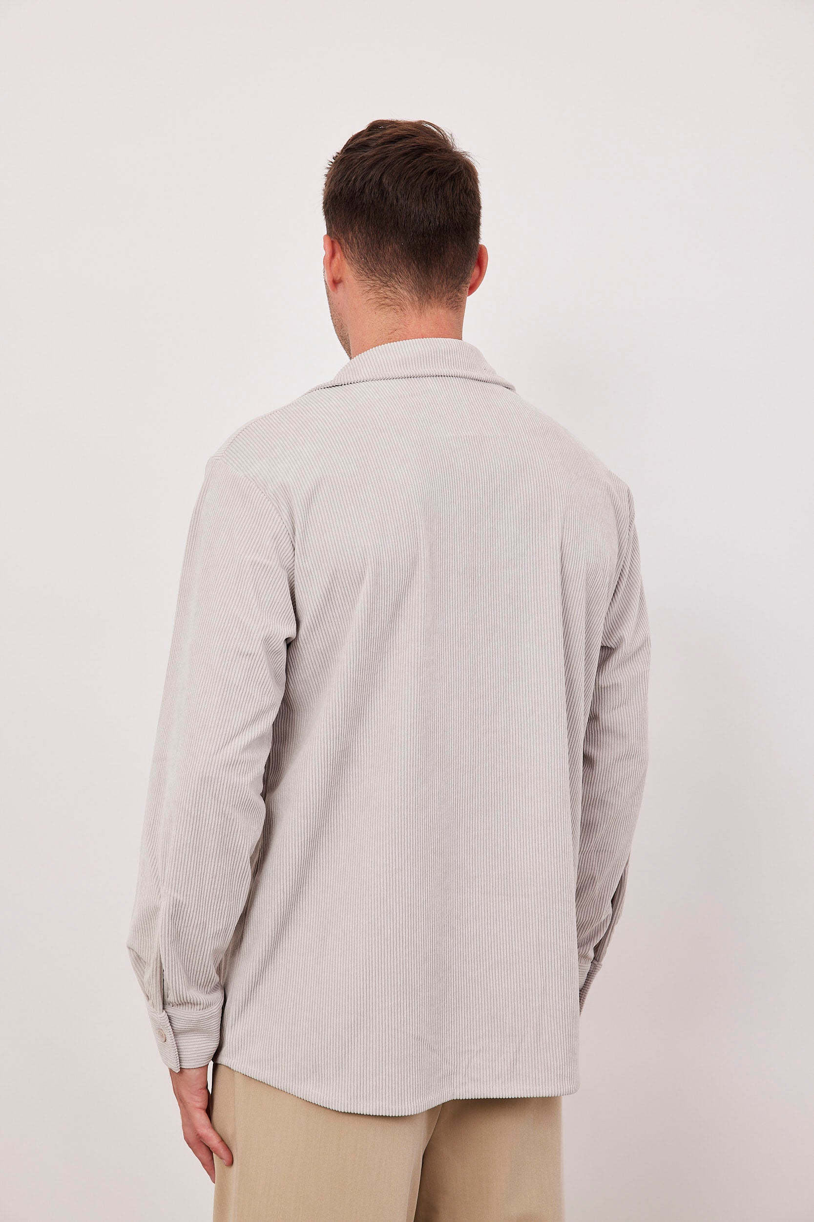 חולצת קורדרוי בשילוב כפתורים