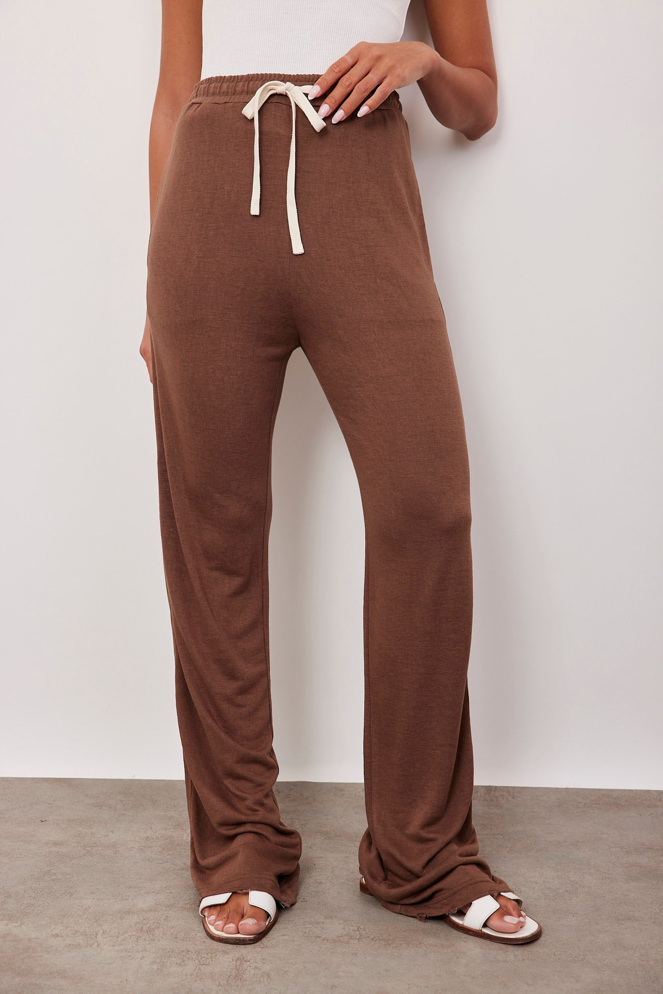 מכנסיים ארוכים במראה פשתן - ITAY BRANDS