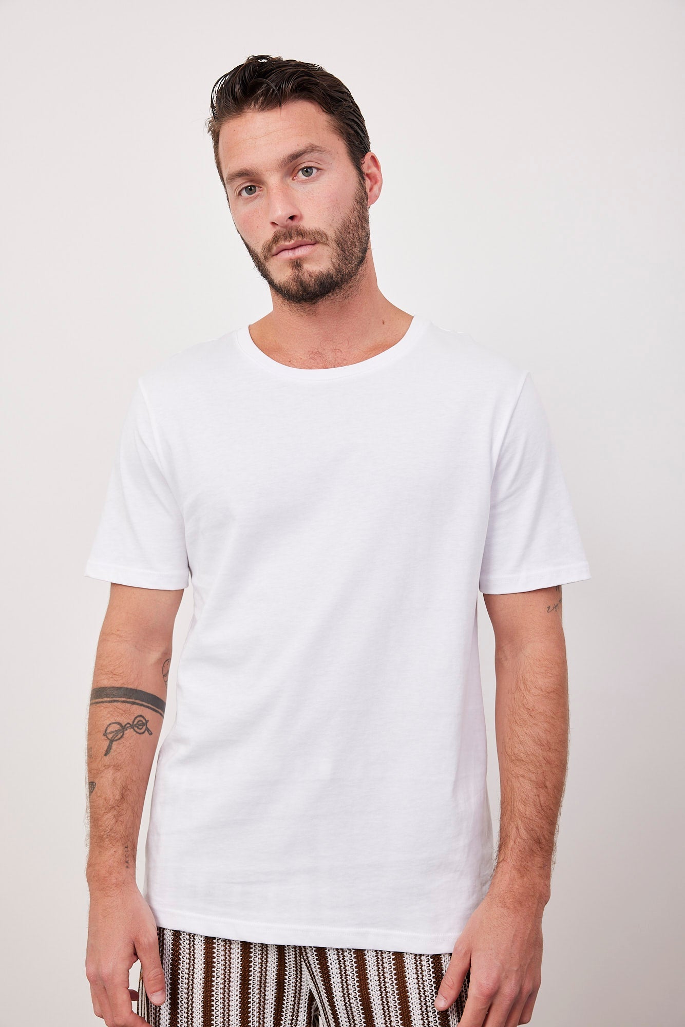 חולצת כותנה קצרה בייסיק - ITAY BRANDS