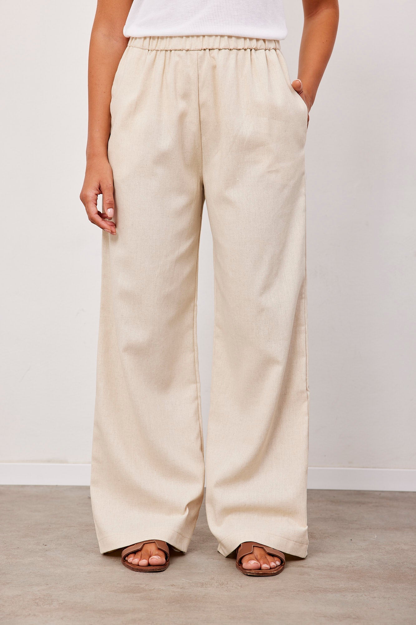 מכנסיים במראה פשתן בגזרה רחבה - ITAY BRANDS