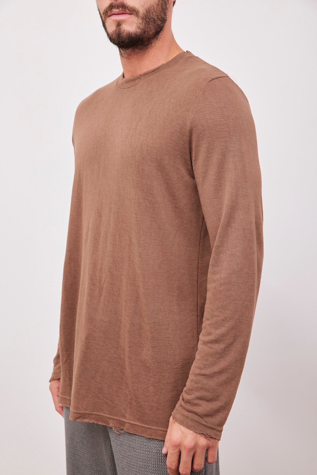 חולצת קרעים ארוכה במראה פשתן - ITAY BRANDS