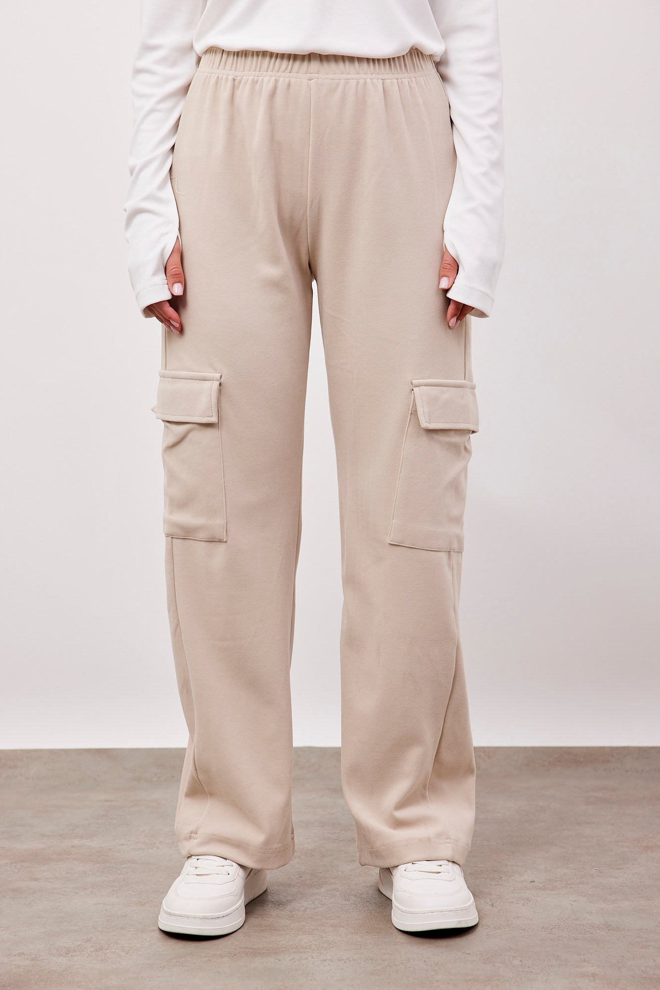 מכנסי טרנינג פליז בסגנון קרגו - ITAY BRANDS