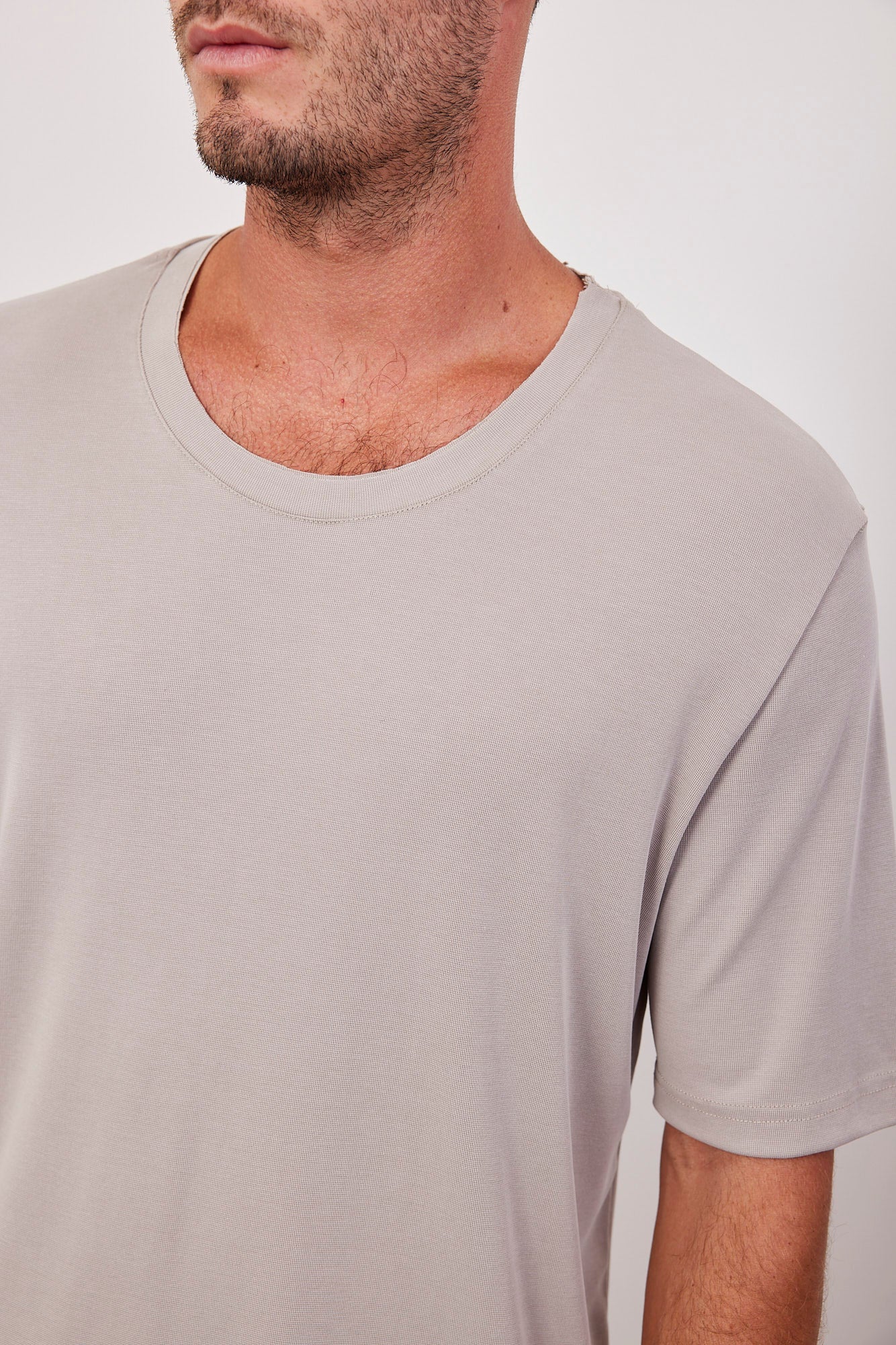 חולצה קצרה מבד מודל - ITAY BRANDS