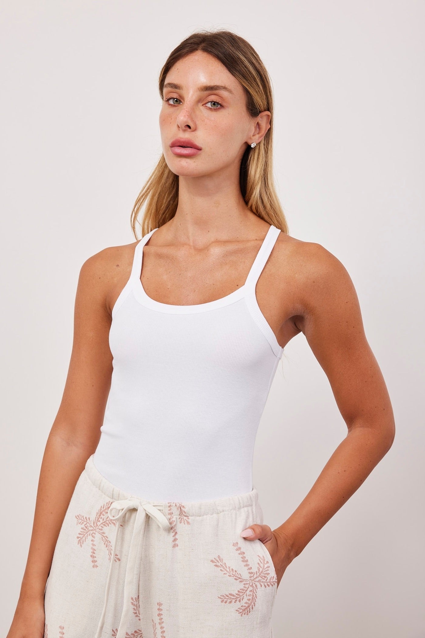 גופיית ריב כתפיות דקות - ITAY BRANDS