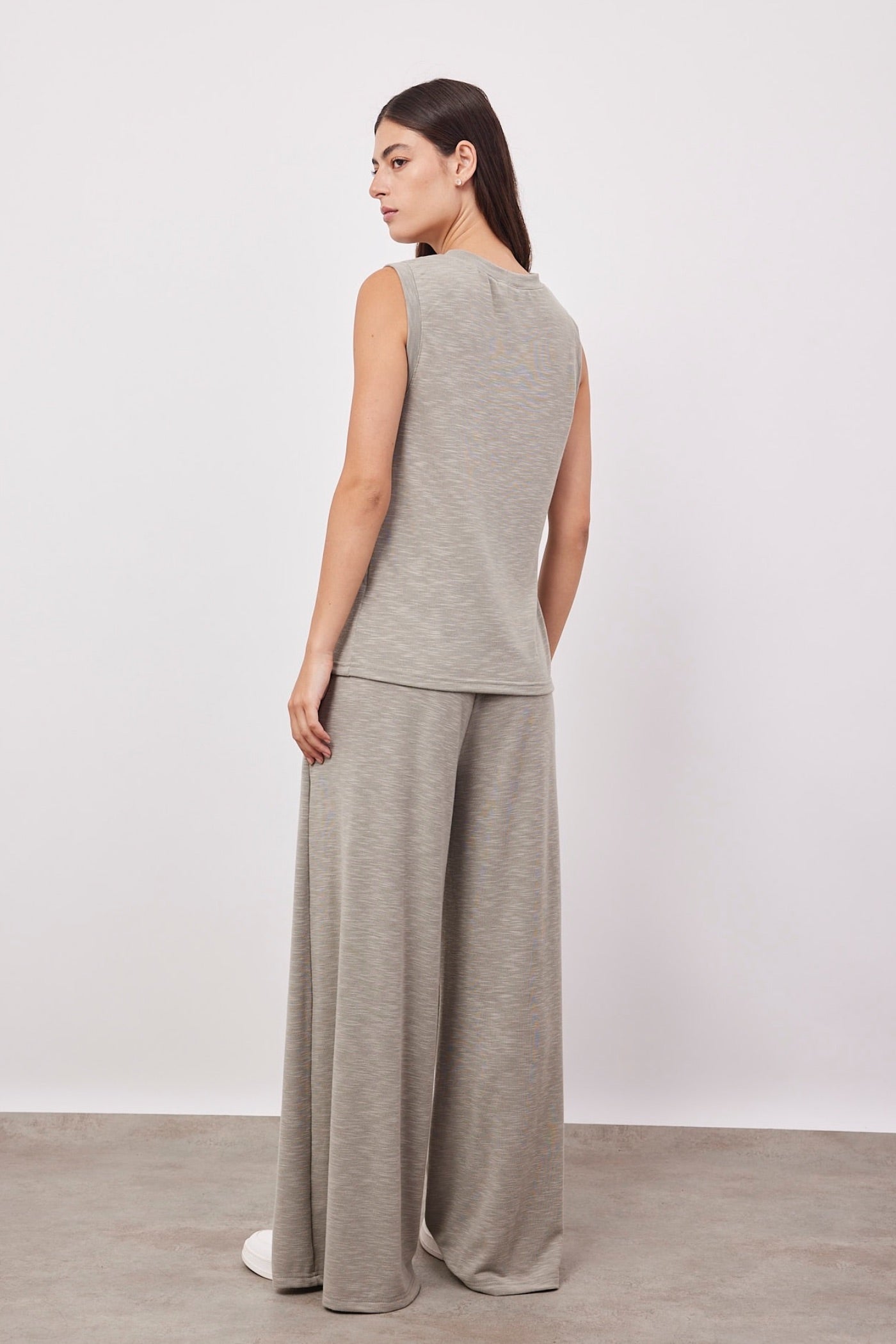 חליפת גופיה מבד מלאנז׳ נשפך - ITAY BRANDS