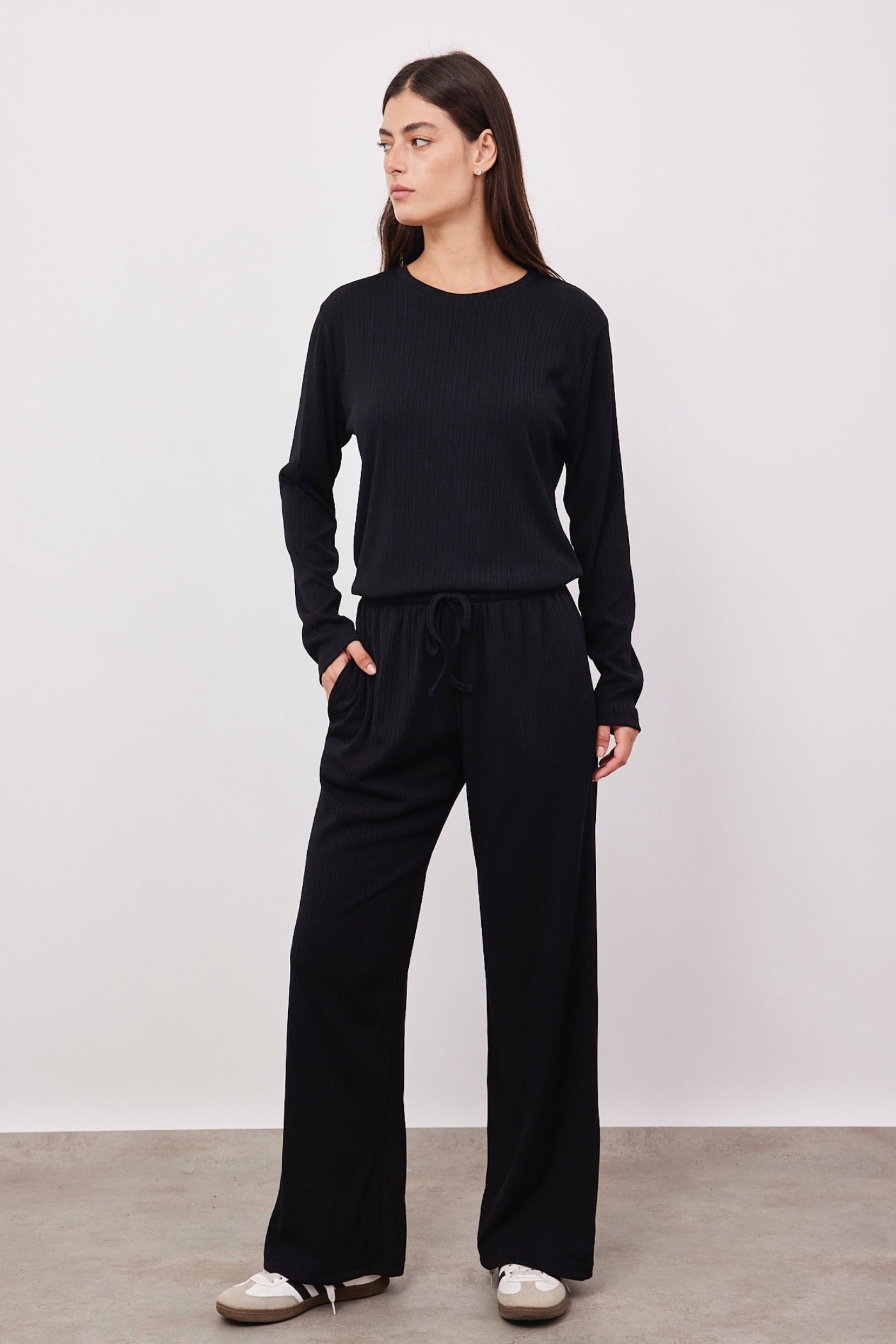 חליפה בטקסטורת פסים - ITAY BRANDS