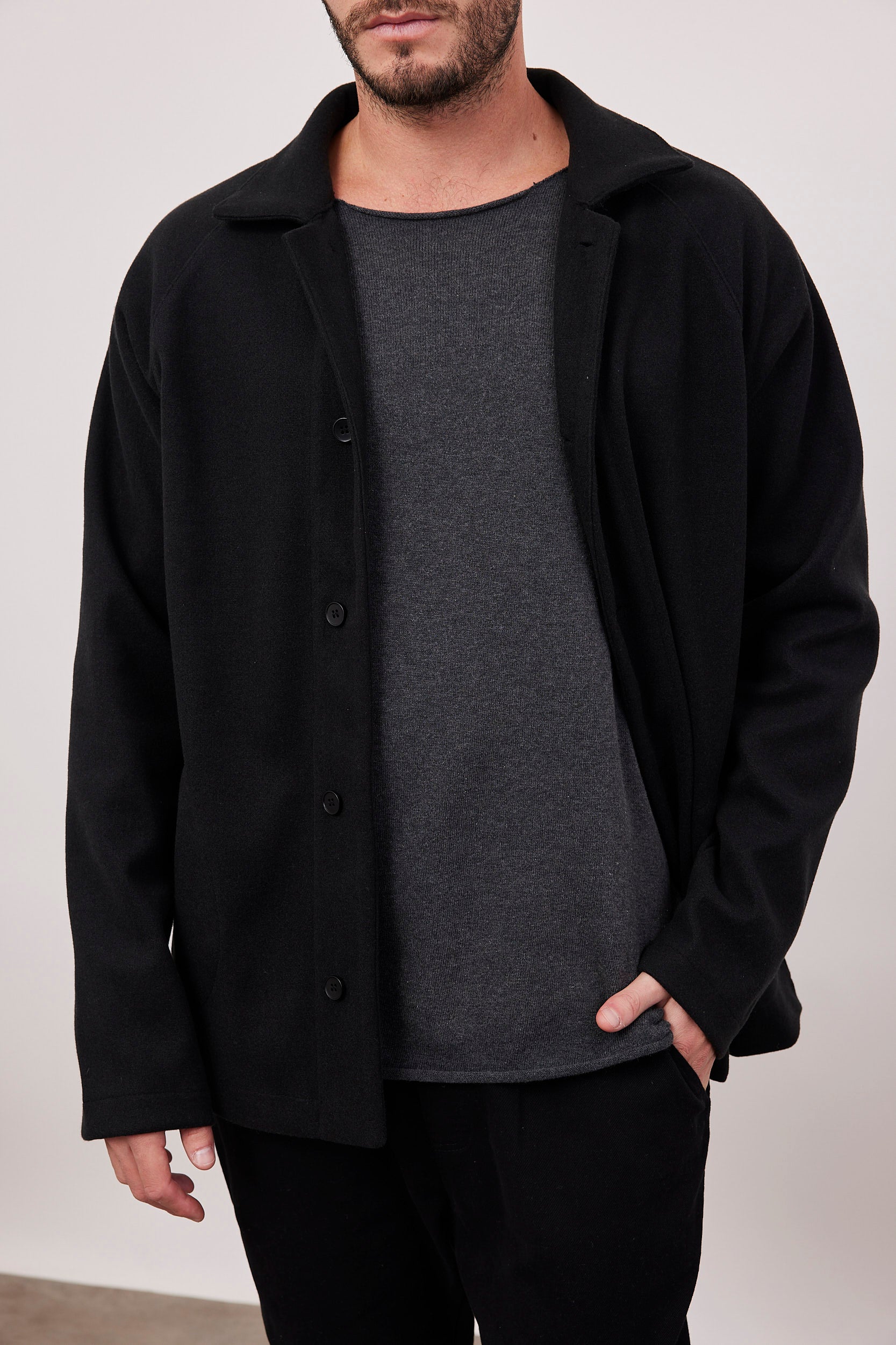 גקט צמרירי עם צווארון