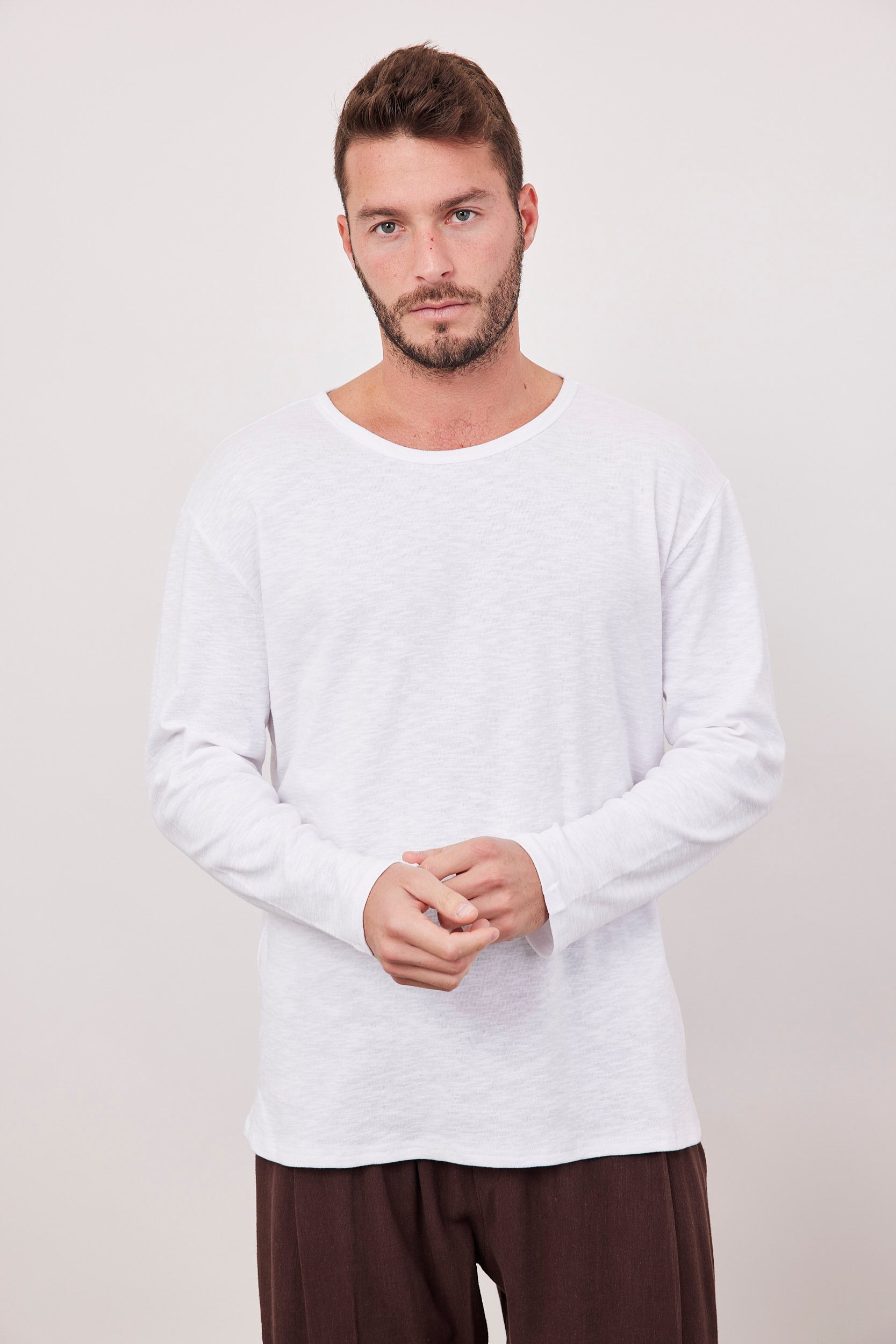 חולצת בייסיק שקפקפה