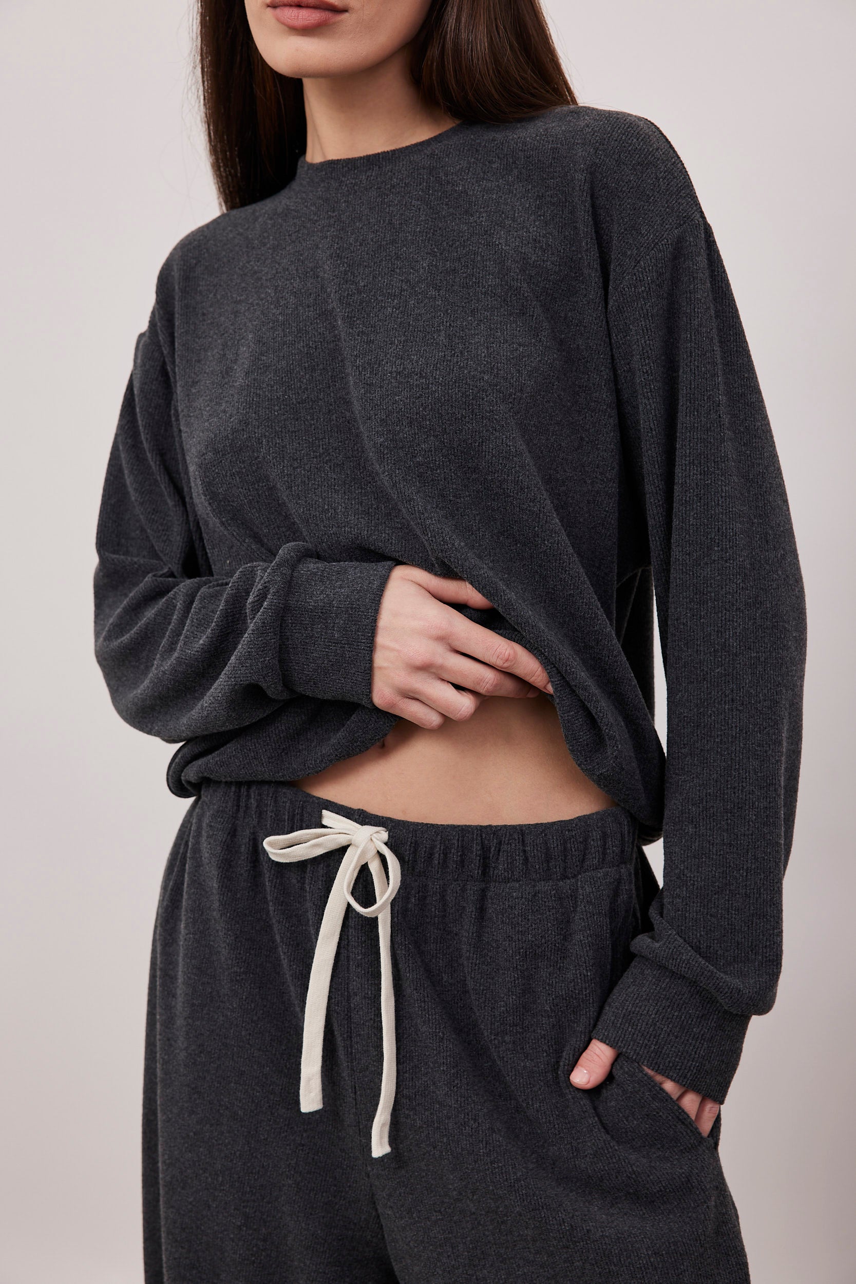 סווטשירט ניקי בטקסטורת פסים